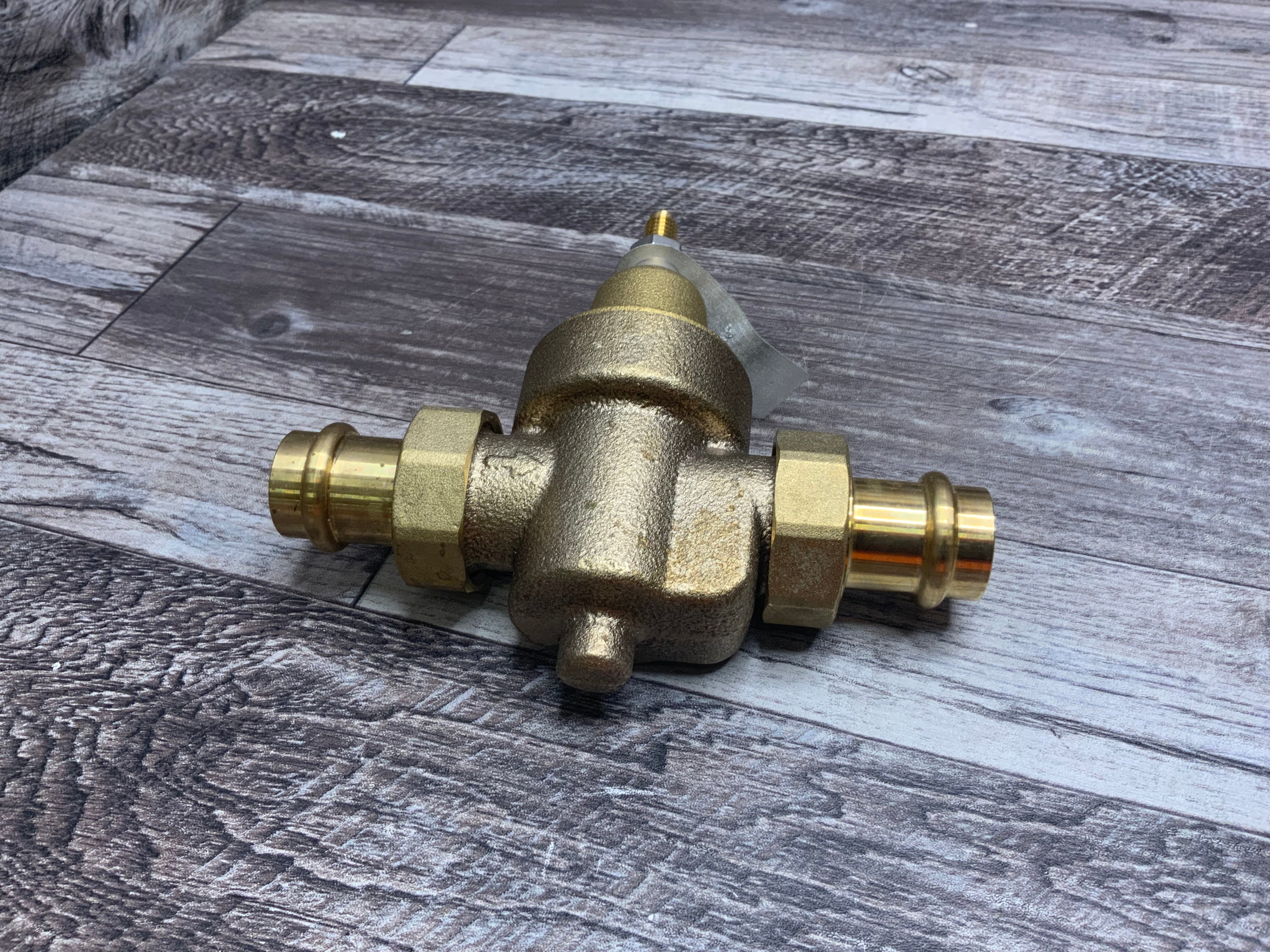Watts 3/4 LFN55BM1-DU-PR Water Pressure Reducing Valve (8127090786542)