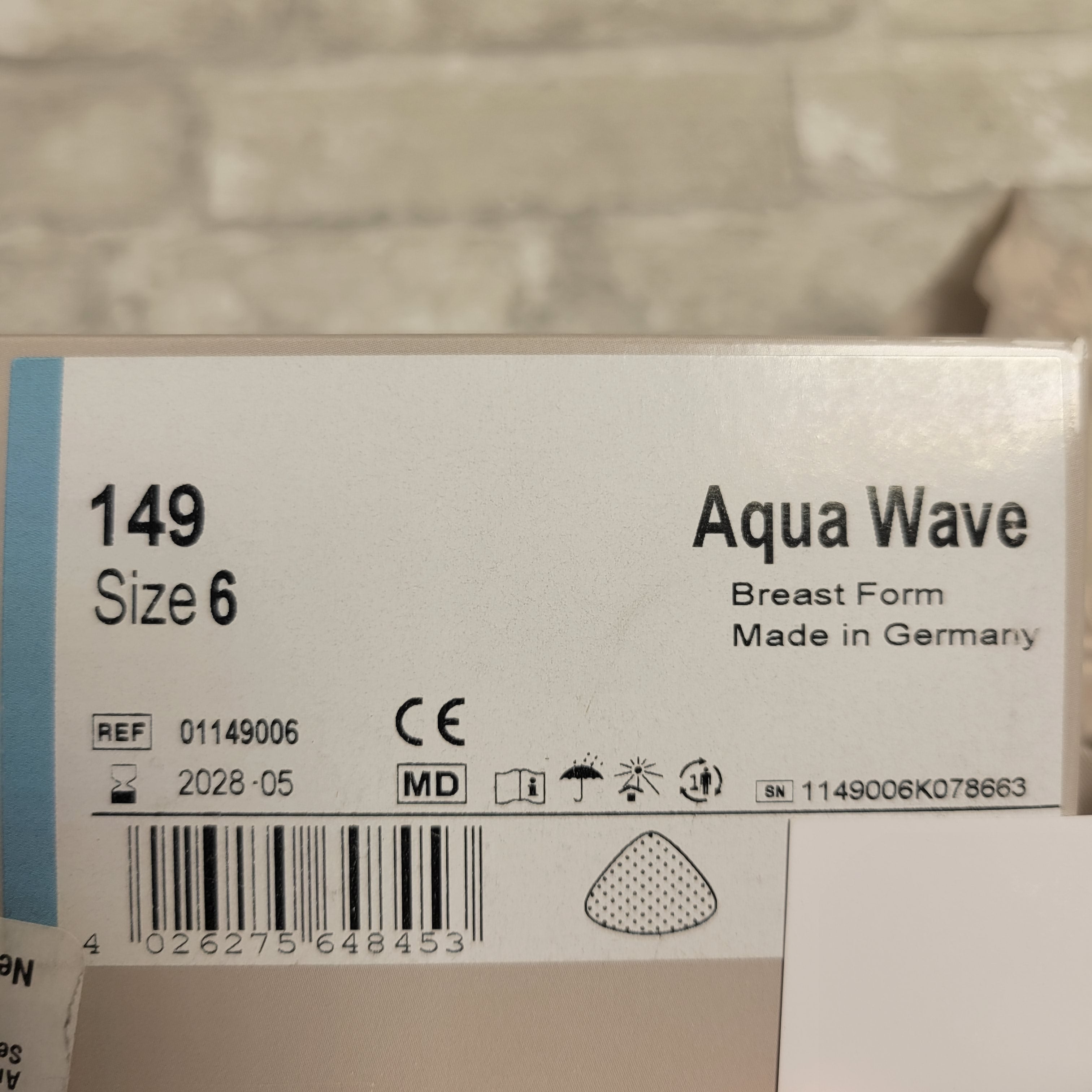 Amoena Women's Aqua Wave Swim Breast Form, Clear, Size 6 (8087703388398)