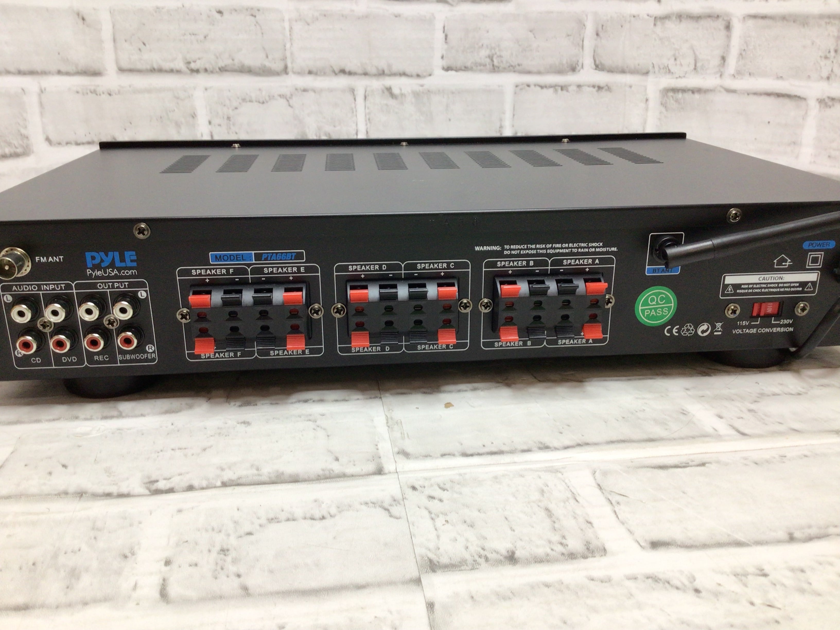 Pyle PTA66BT 6Channel Bluetooth Audio Amplifier w/ FM Radio **UNTESTE