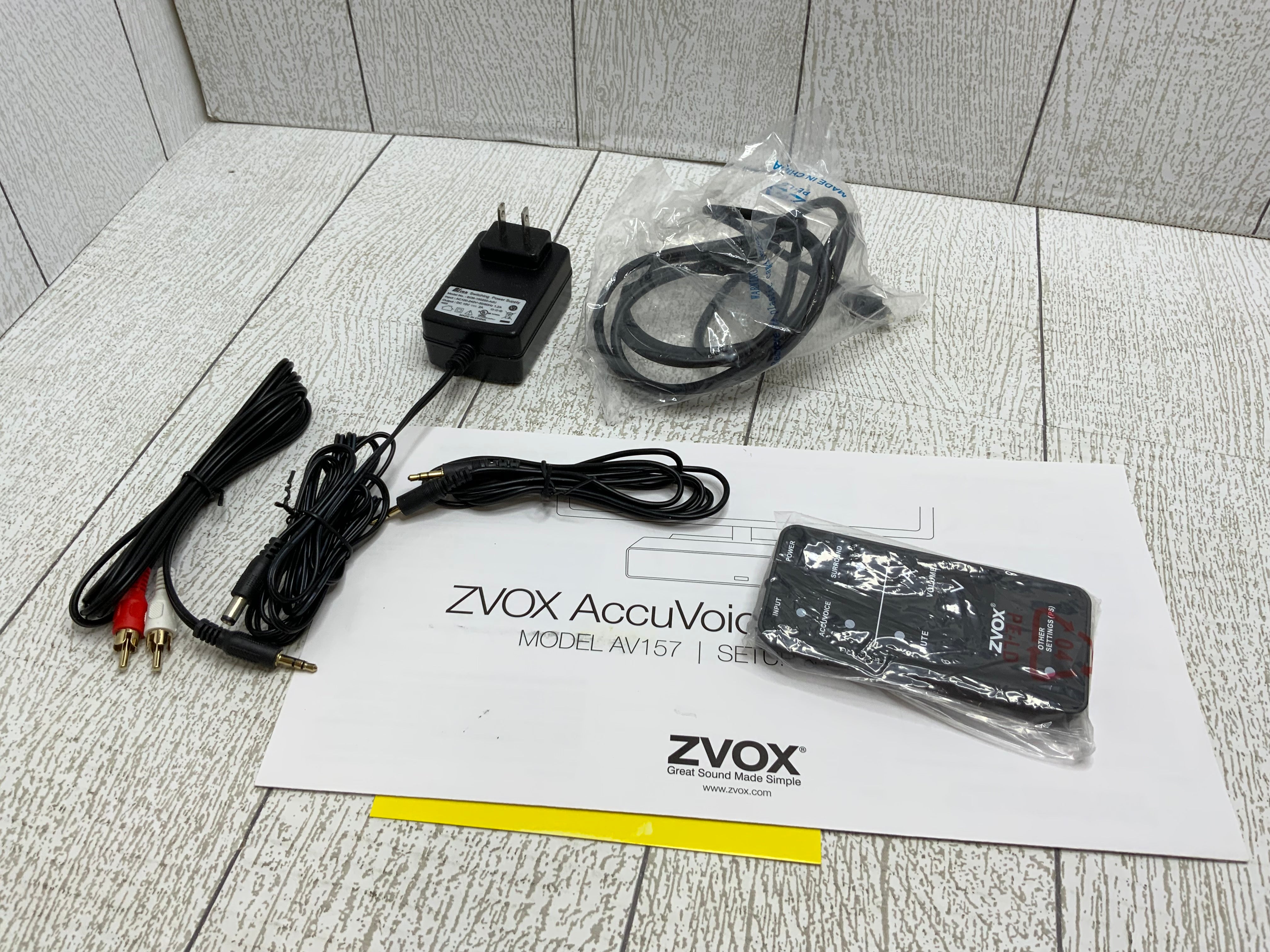 ZVOX Dialogue Clarifying Sound Bar with Patented Hearing Technology (8025499468014)