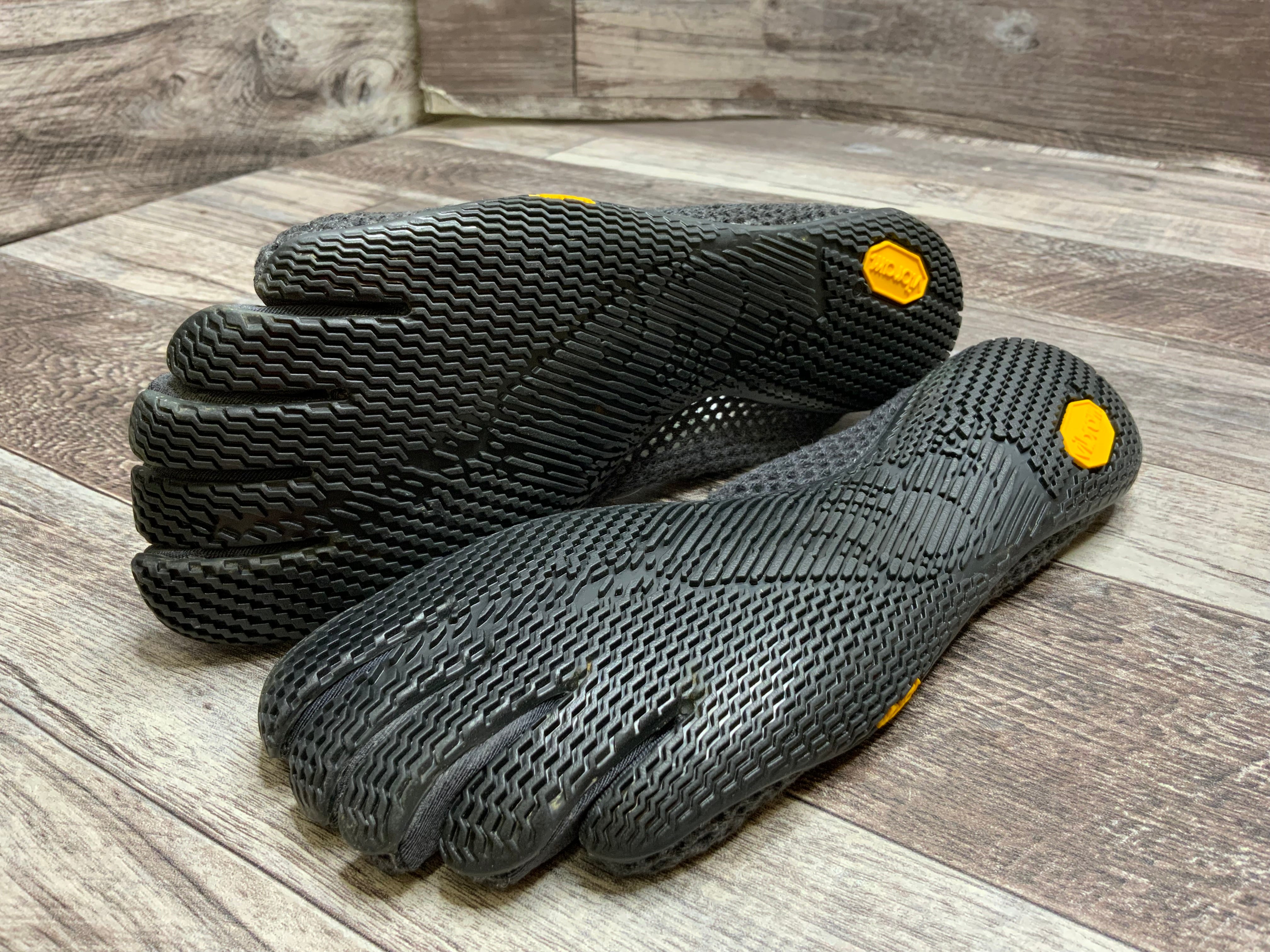 Vibram FiveFingers Women's Vi-B ECO Shoes **EU 37, US 7-7.5** (8095312969966)
