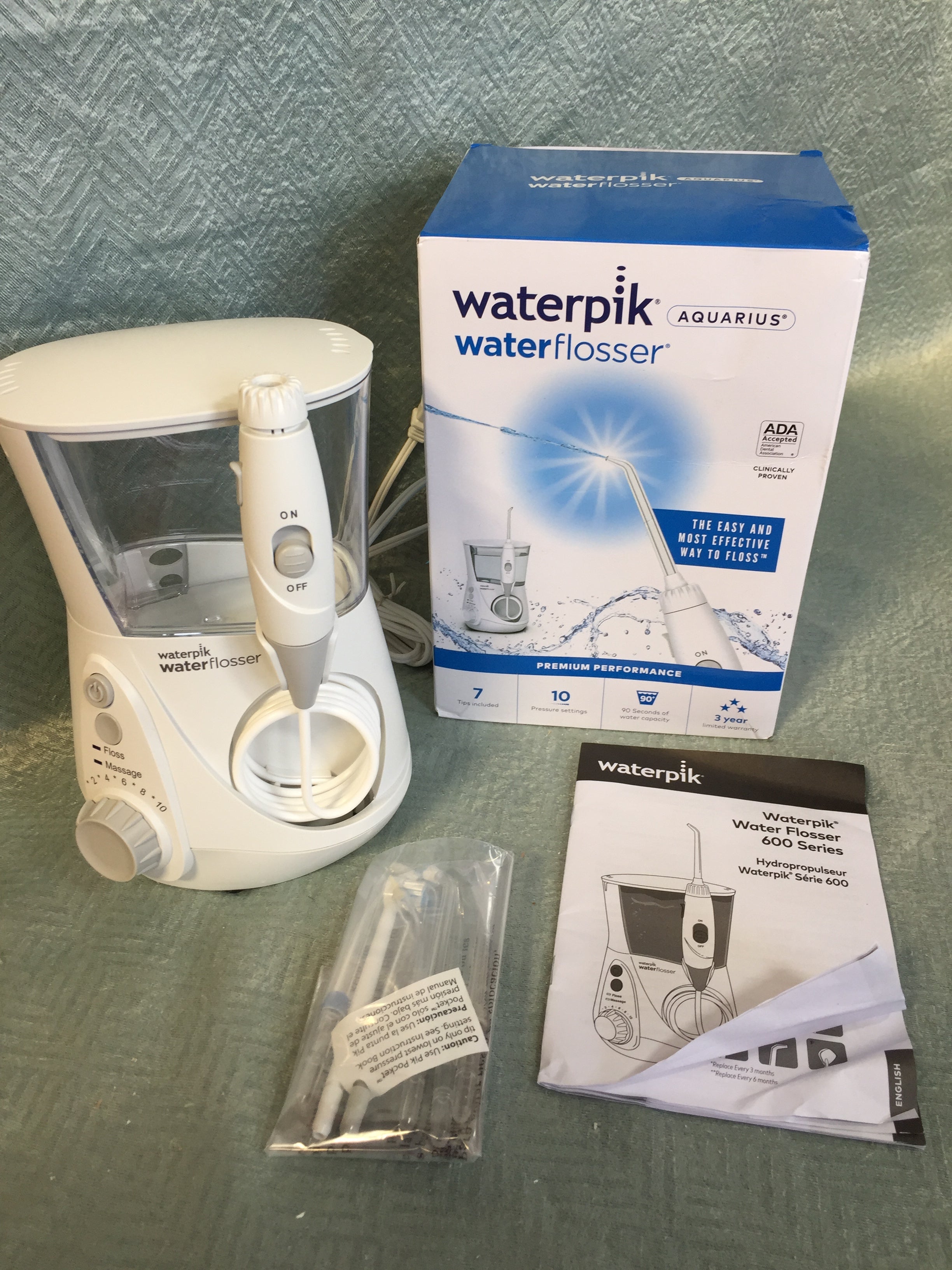 Waterpik Aquarius Water Flosser Professional White WP-660 - PRE-OWNED (7601169662190)