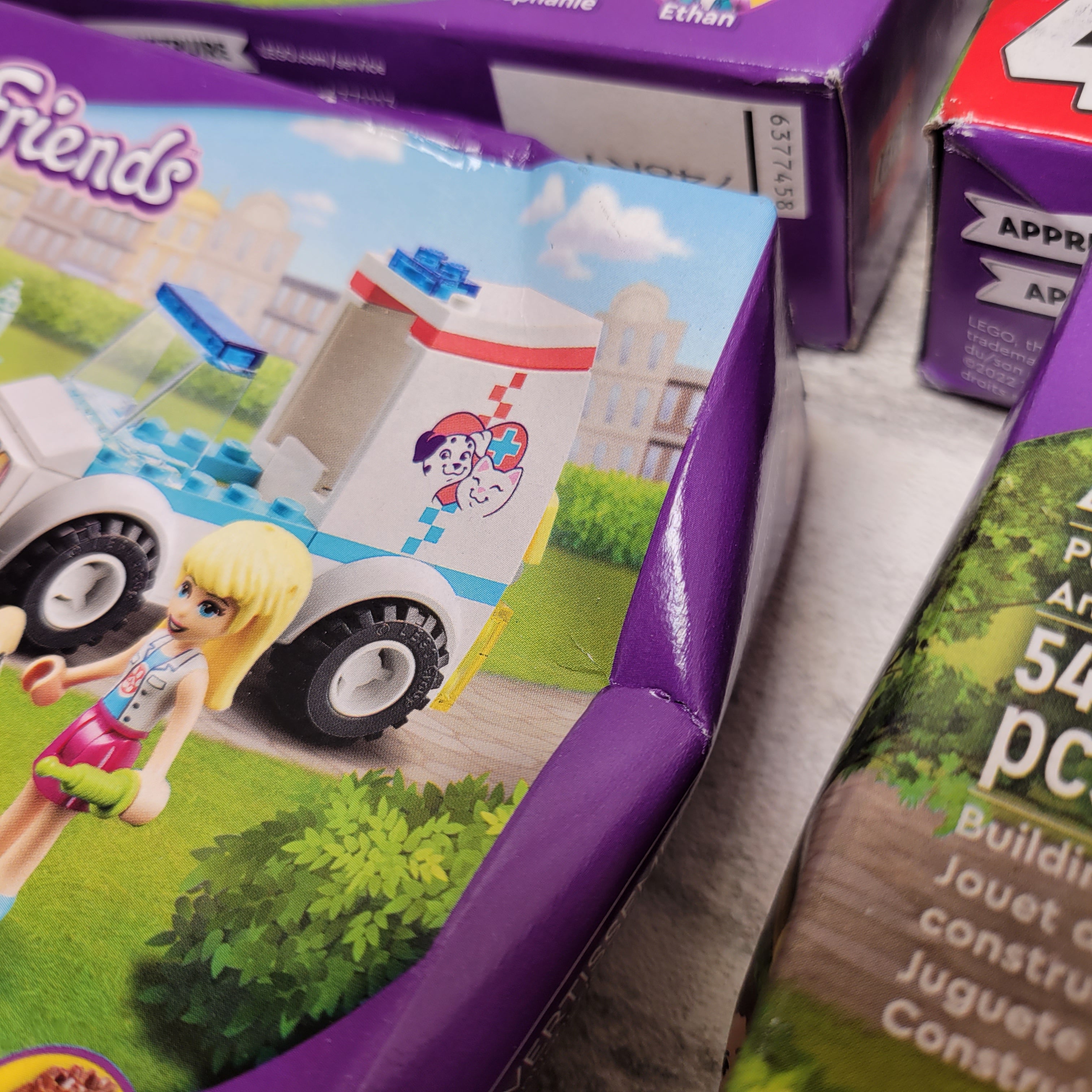 Lego Friends 41694 Pet Clinic Ambulance (Lot of 8) (7922186715374)