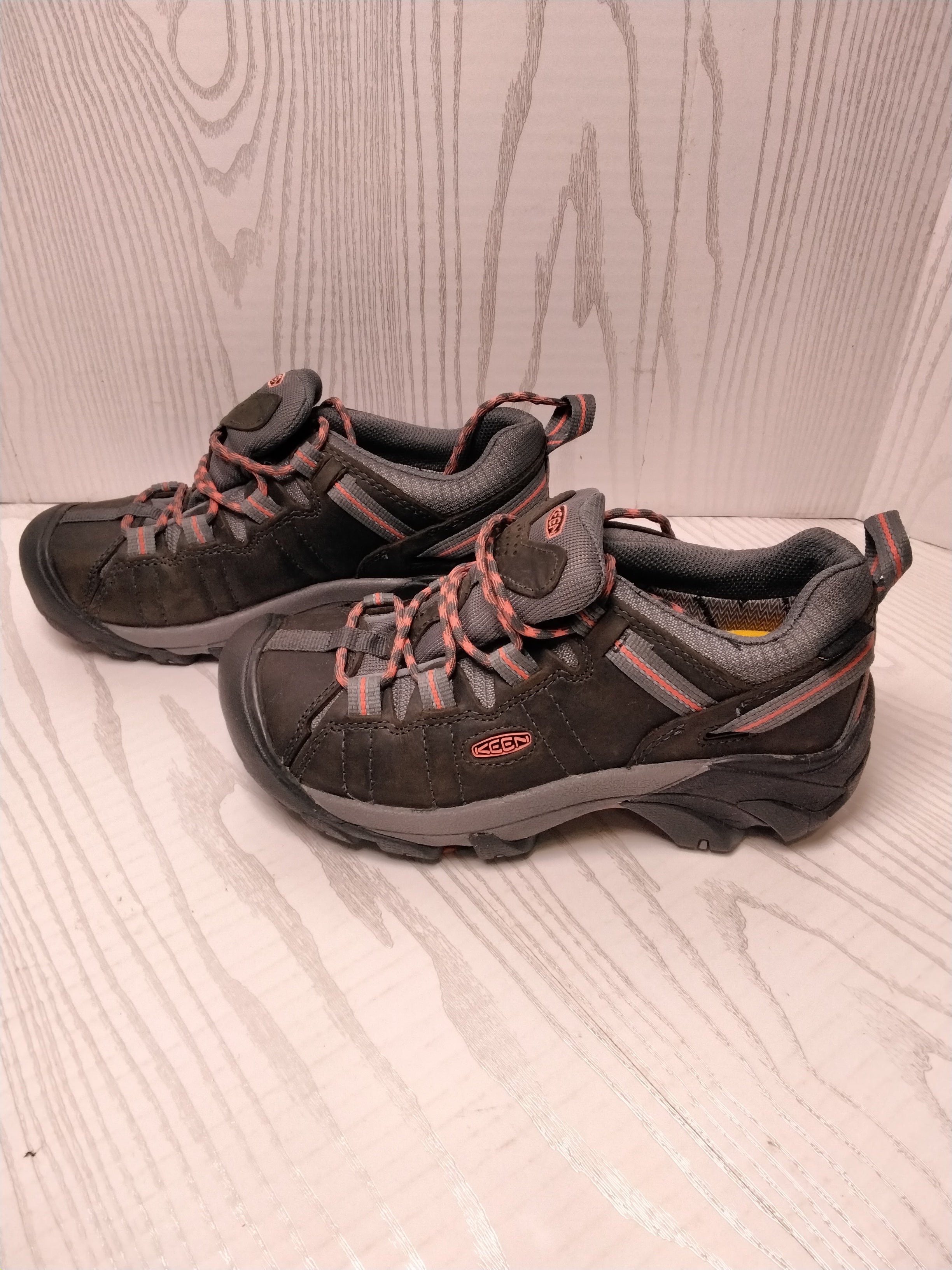 KEEN Women's Targhee 2 Low Height Waterproof Hiking Shoe