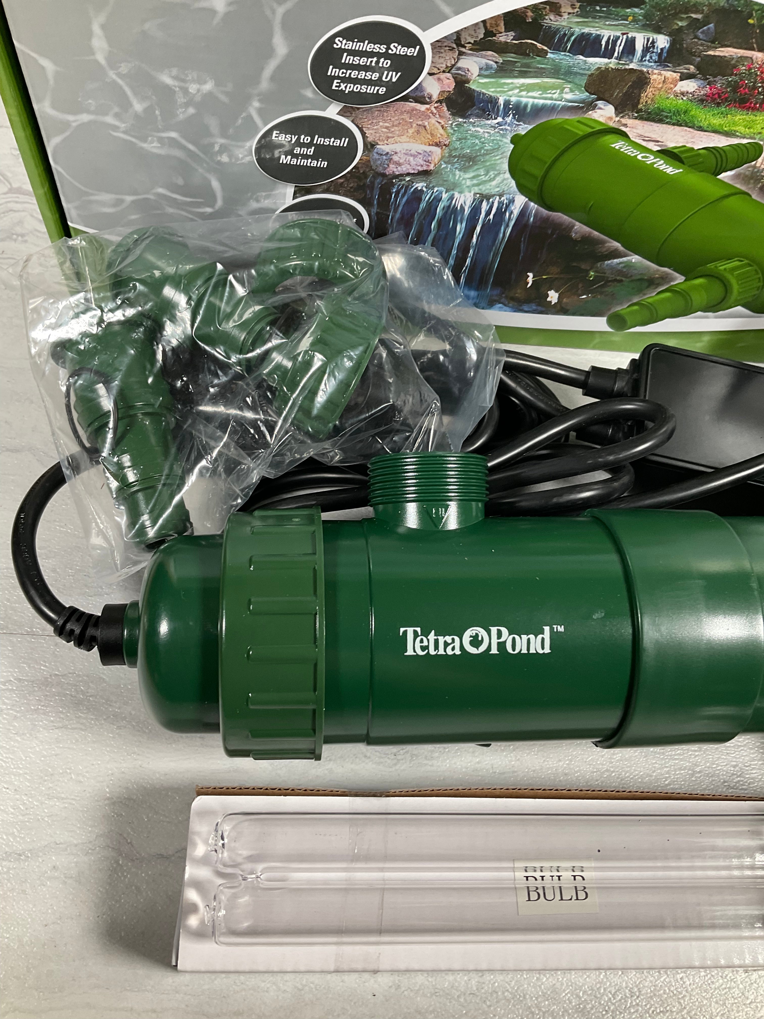 TetraPond UVC-18 GreenFree UV Clarifiers, Up To 4400 Gallons, 18-Watt (6966403301559)