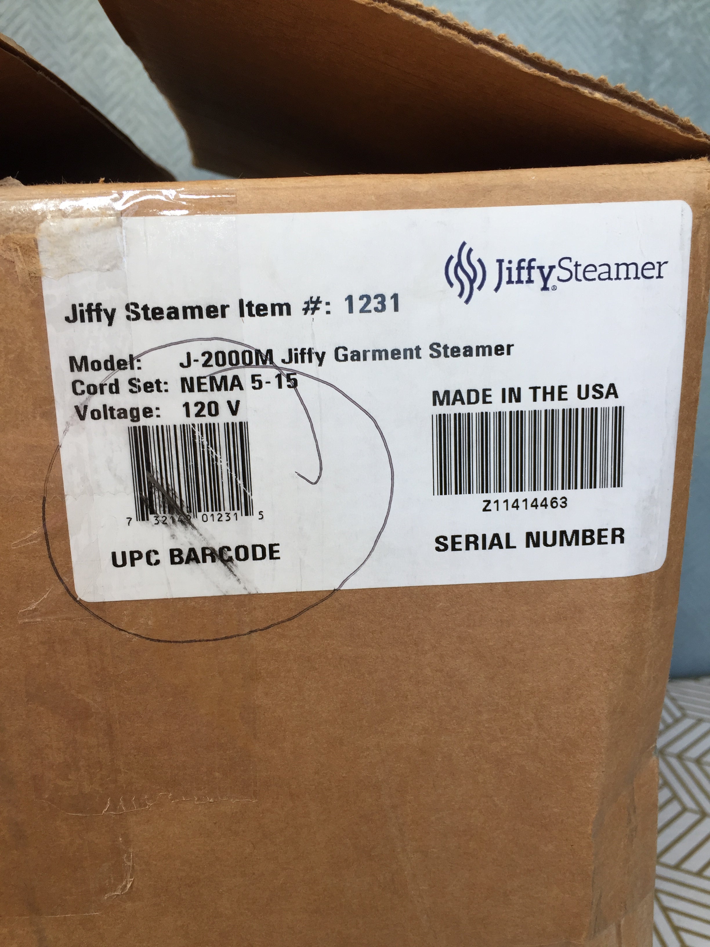 J-2000M Jiffy Garment Steamer with Metal Steam Head, 120 Volt *EXCELLENT* (7923779141870)