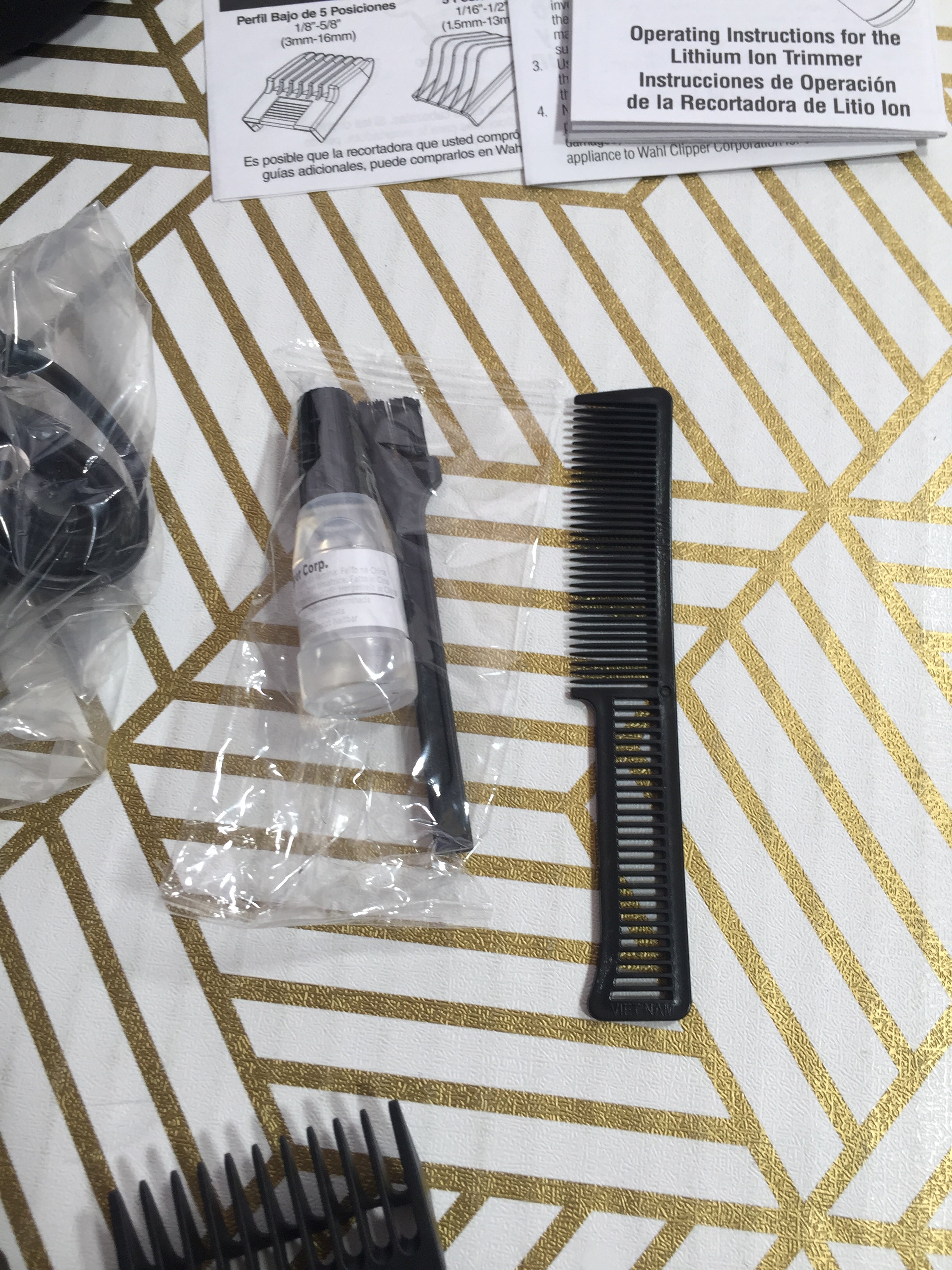 WAHL Stainless Steel Lithium Ion 2.0+ Slate Beard/Nose/Ear Trimmer 9864 (8026826375406)