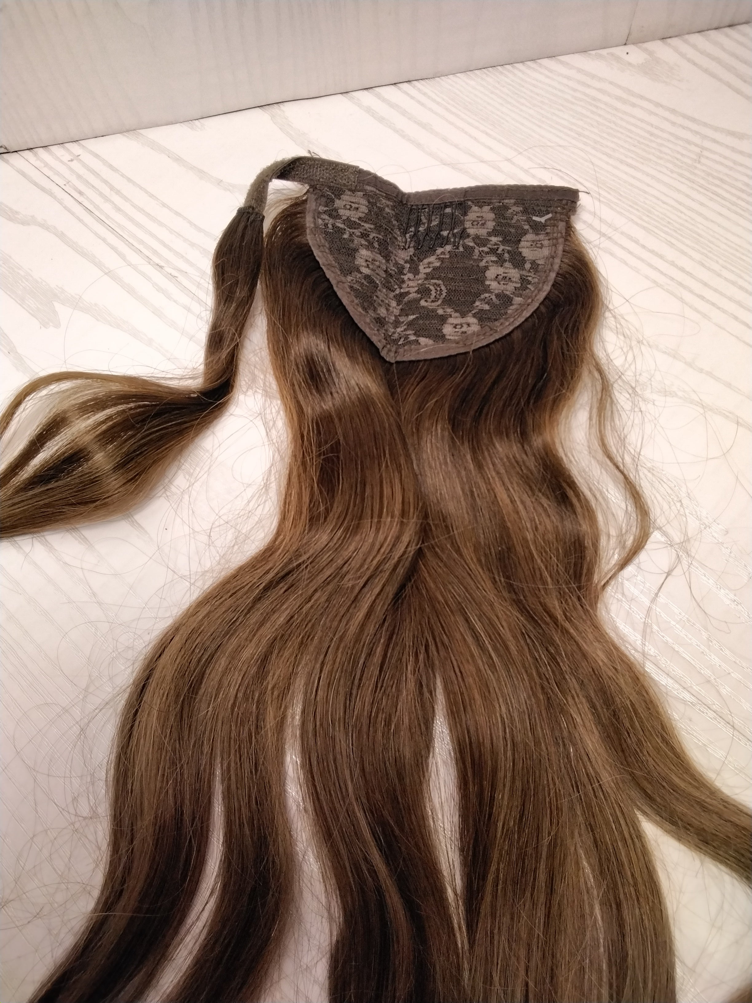 Ve Sunny Ponytail Extension 18Inches Off Black Ombre Dark Brown & Caramel Blonde (7780178165998)