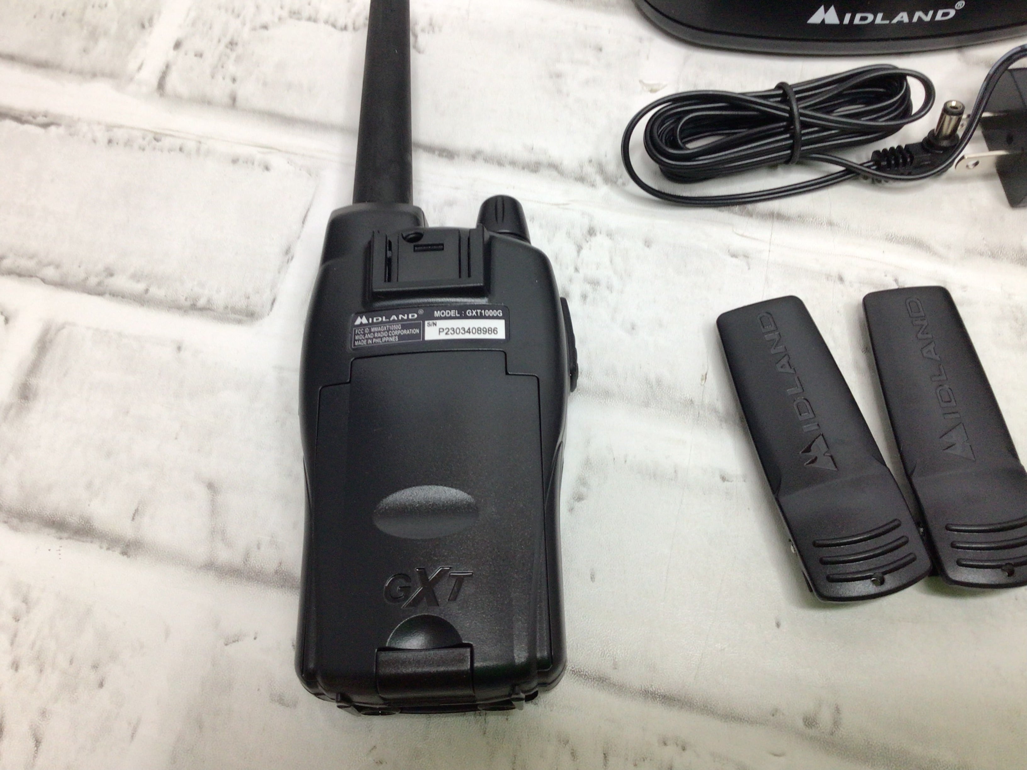 Midland GXT Pro Series GXT1000VP4 GMRS TwoWay Radios w/ Headsets 2Pa