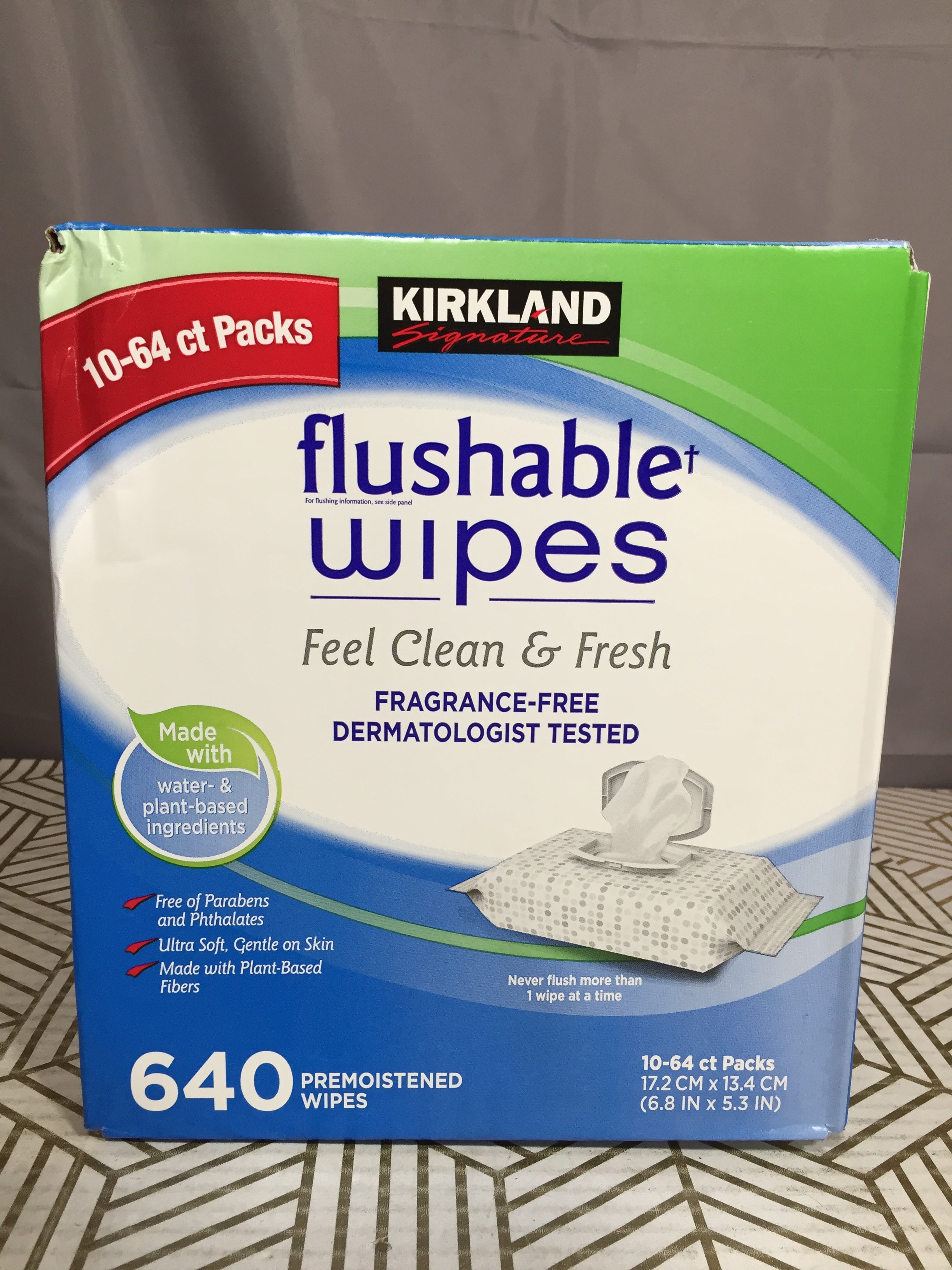 Kirkland Signature Moist Flushable Wipes, 640 Count FRESH STOCK