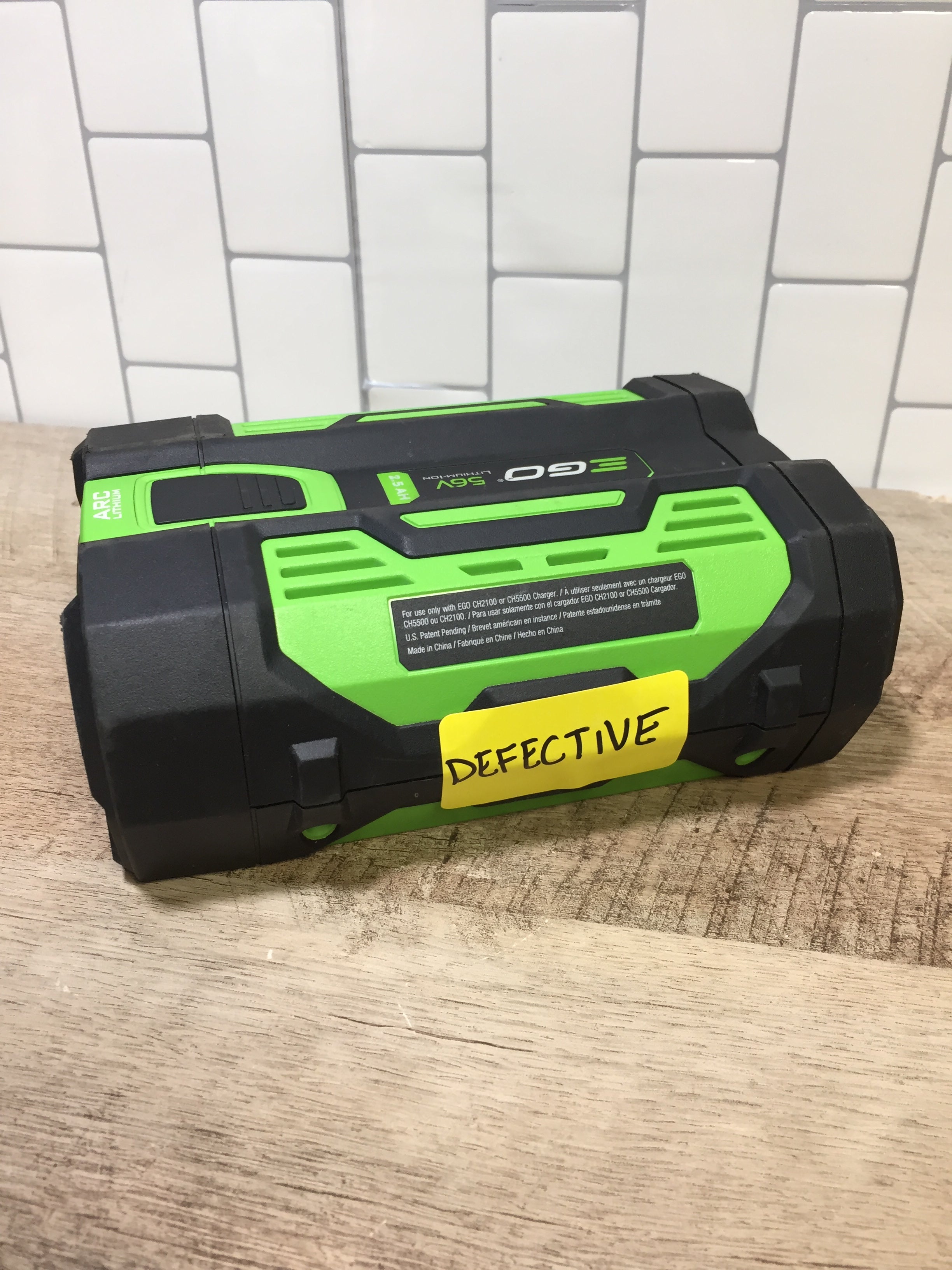 **PARTS ONLY** EGO 56V 2.5Ah ARC Lithium Battery BA1400 **DEFECTIVE** (7198020534510)