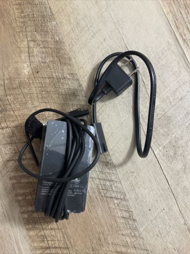 AS-IS Surface Pro Charger, New Surface Pro Charger, 44W 15V 2.58A (6922795319479)