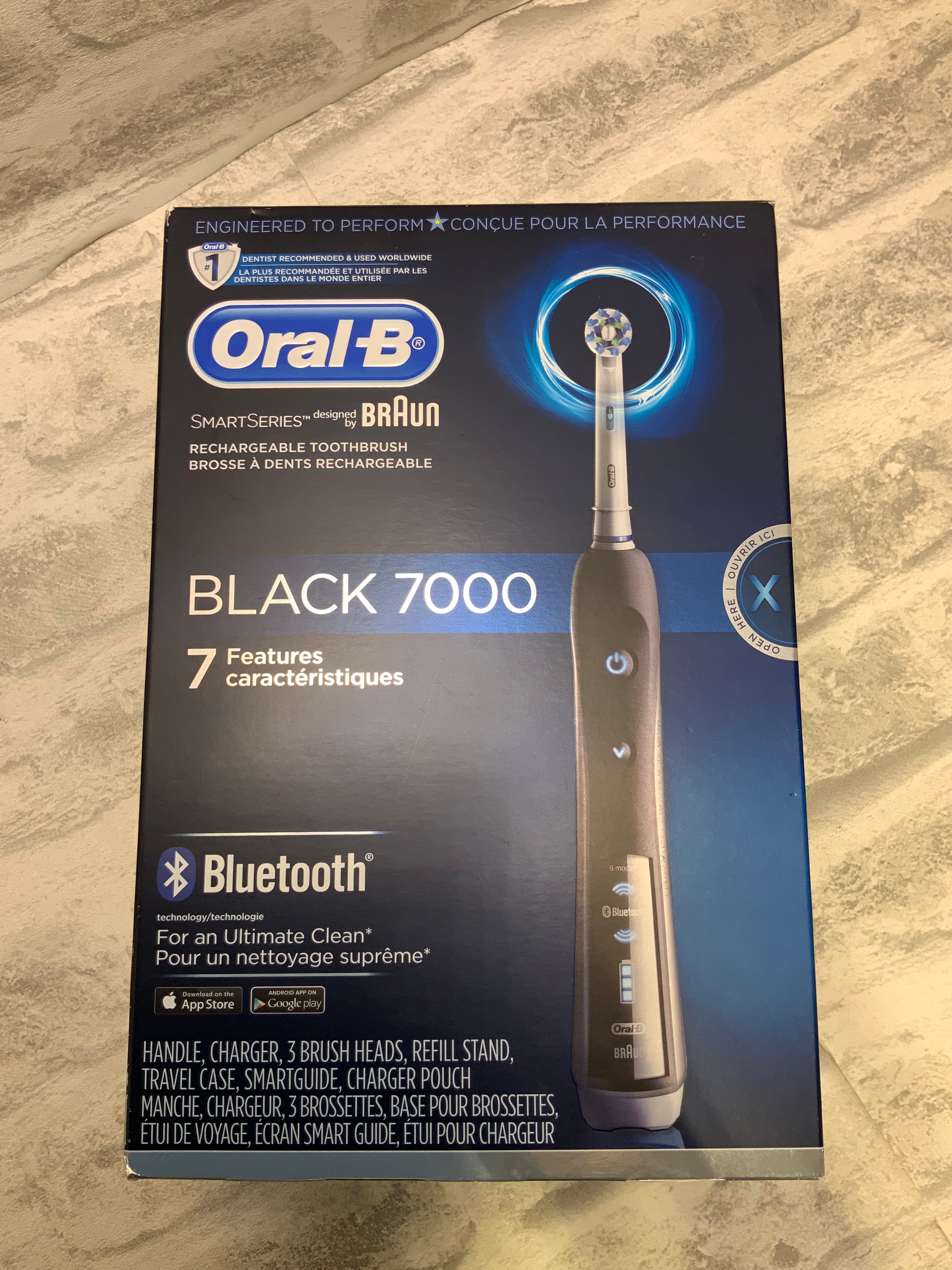 *OPEN BOX* Oral-B Pro 7000 SmartSeries Black, Rechargeable with Bluetooth (7617889173742)