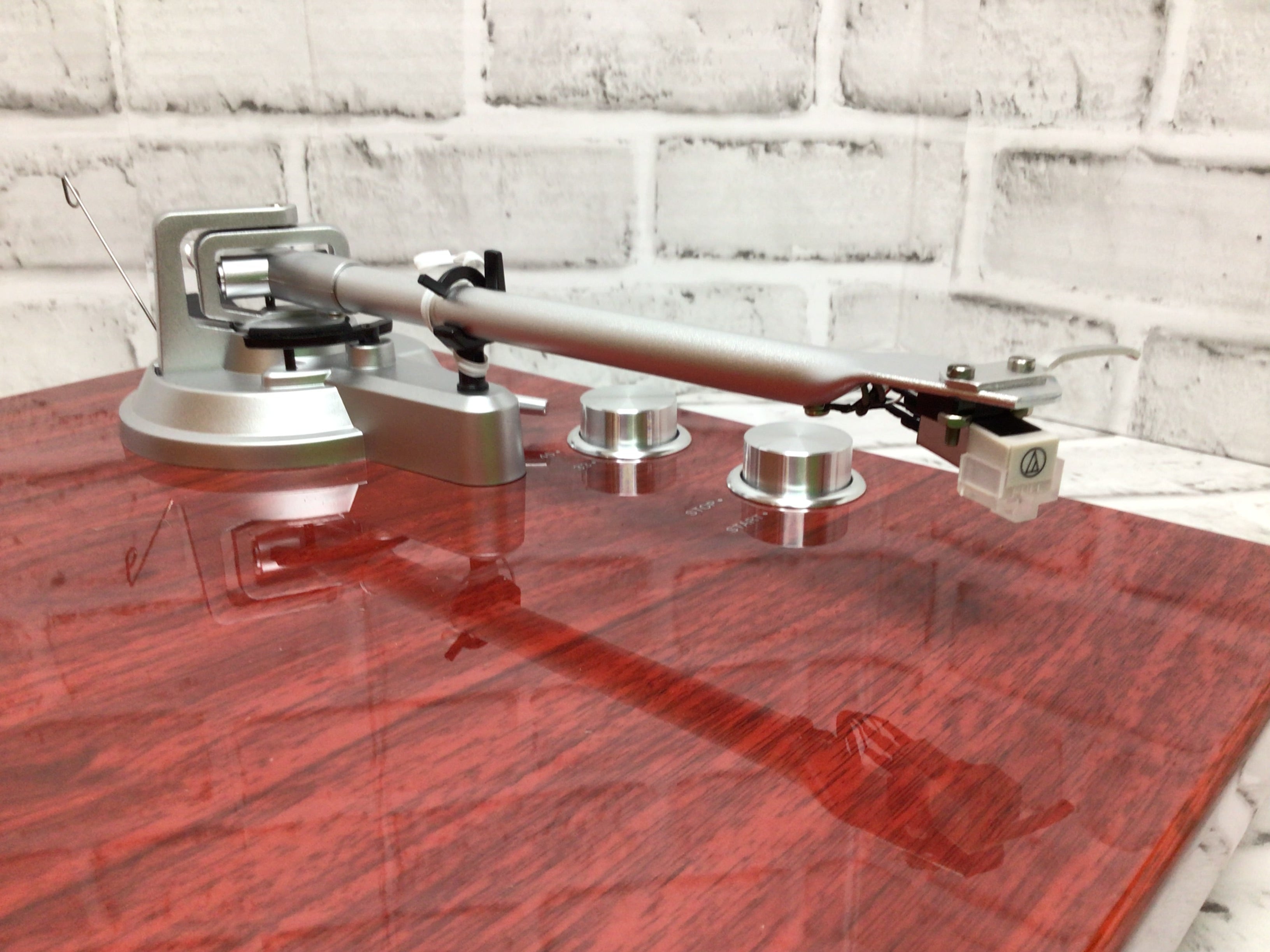 1 BY ONE Belt Drive Turntable, Bluetooth, Phono, USB, Vinyl Record 33/45 RPM (8100512366830)