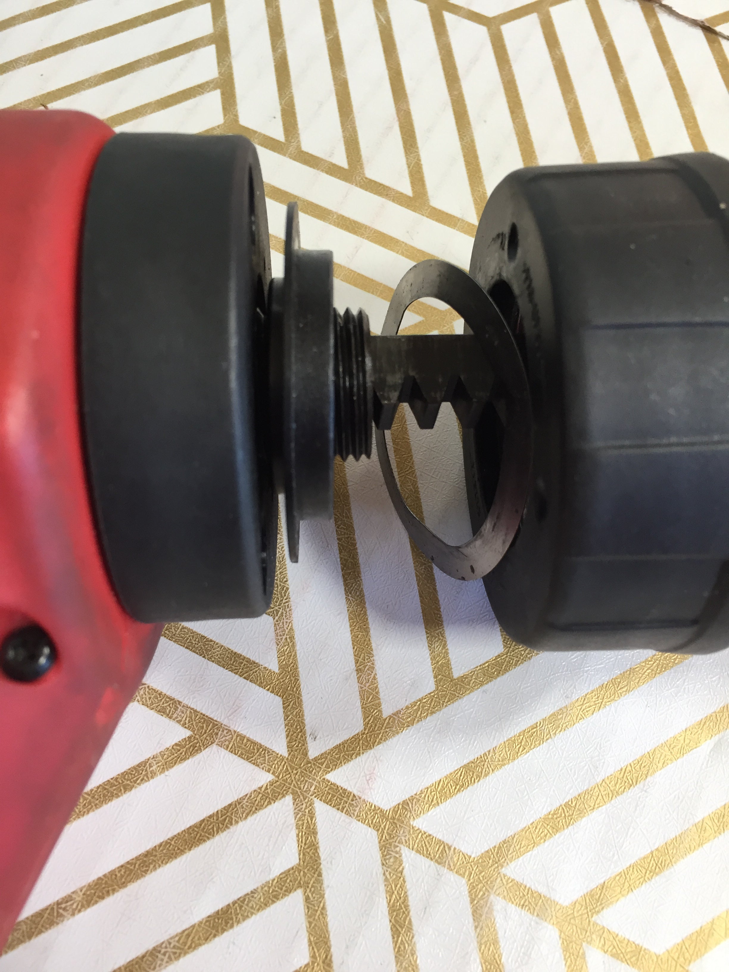 Genuine Milwaukee 264020 Caulk and Adhesive Gun USED TESTED