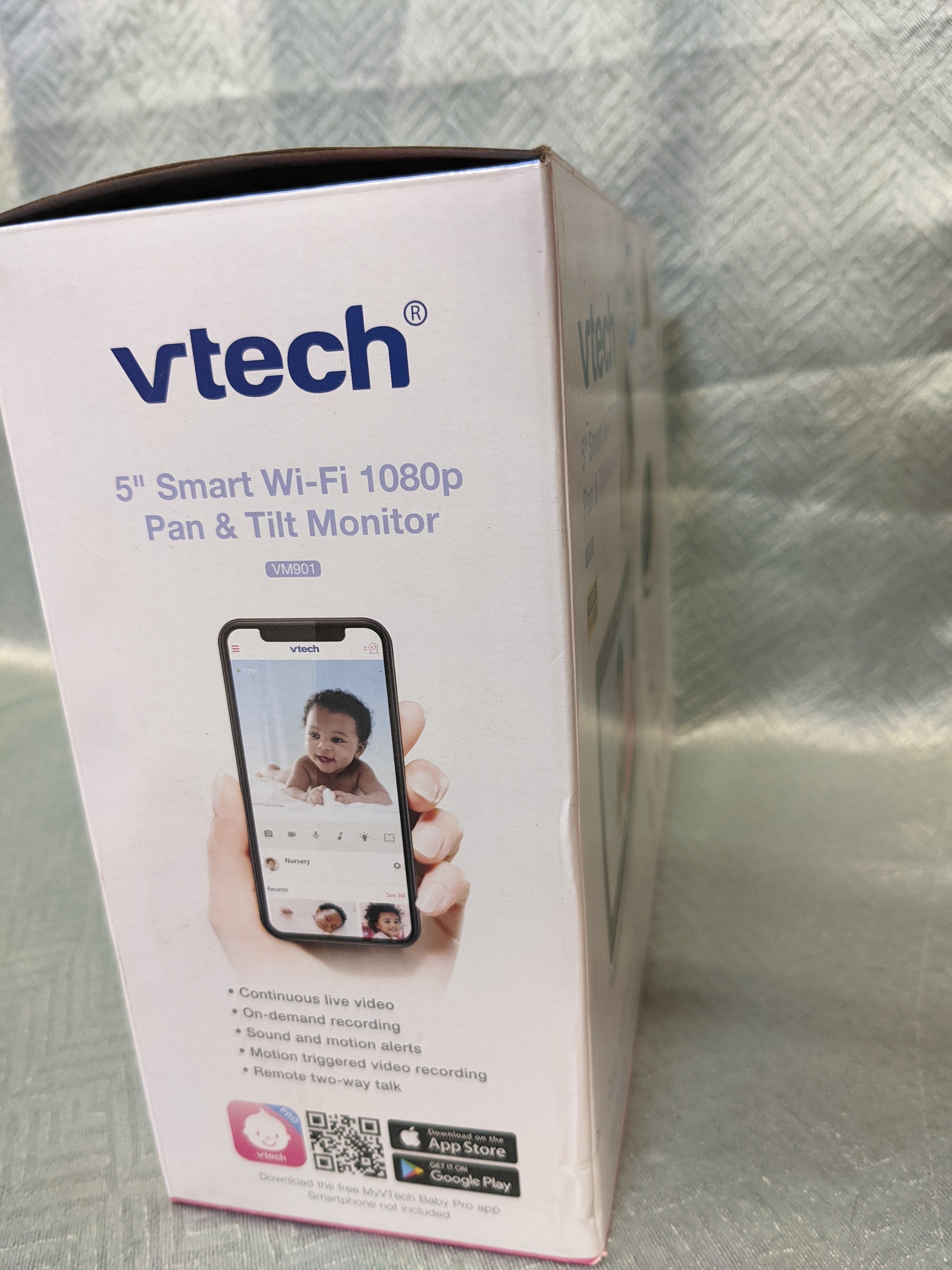 VTech Upgraded Smart WiFi Baby Monitor VM901, 5-inch 720p Display, 1080p Camera, HD NightVision (7550560403694)