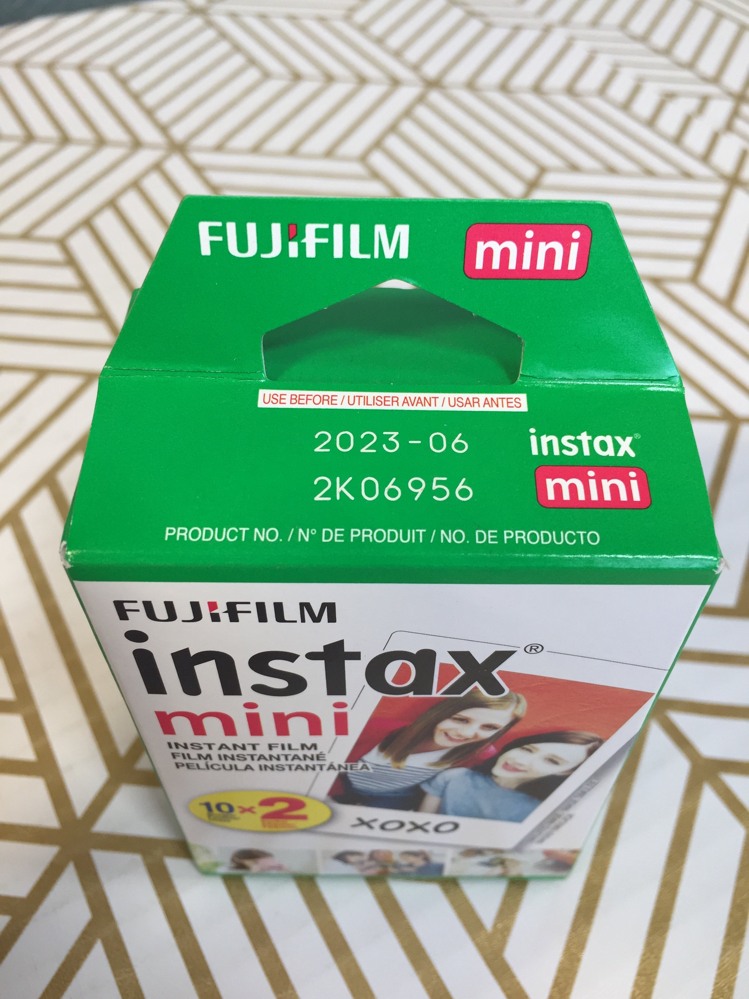 Fujifilm Instax Mini Instant Film Twin Pack (White) - 20 Pack *SEALED* (7682518057198)