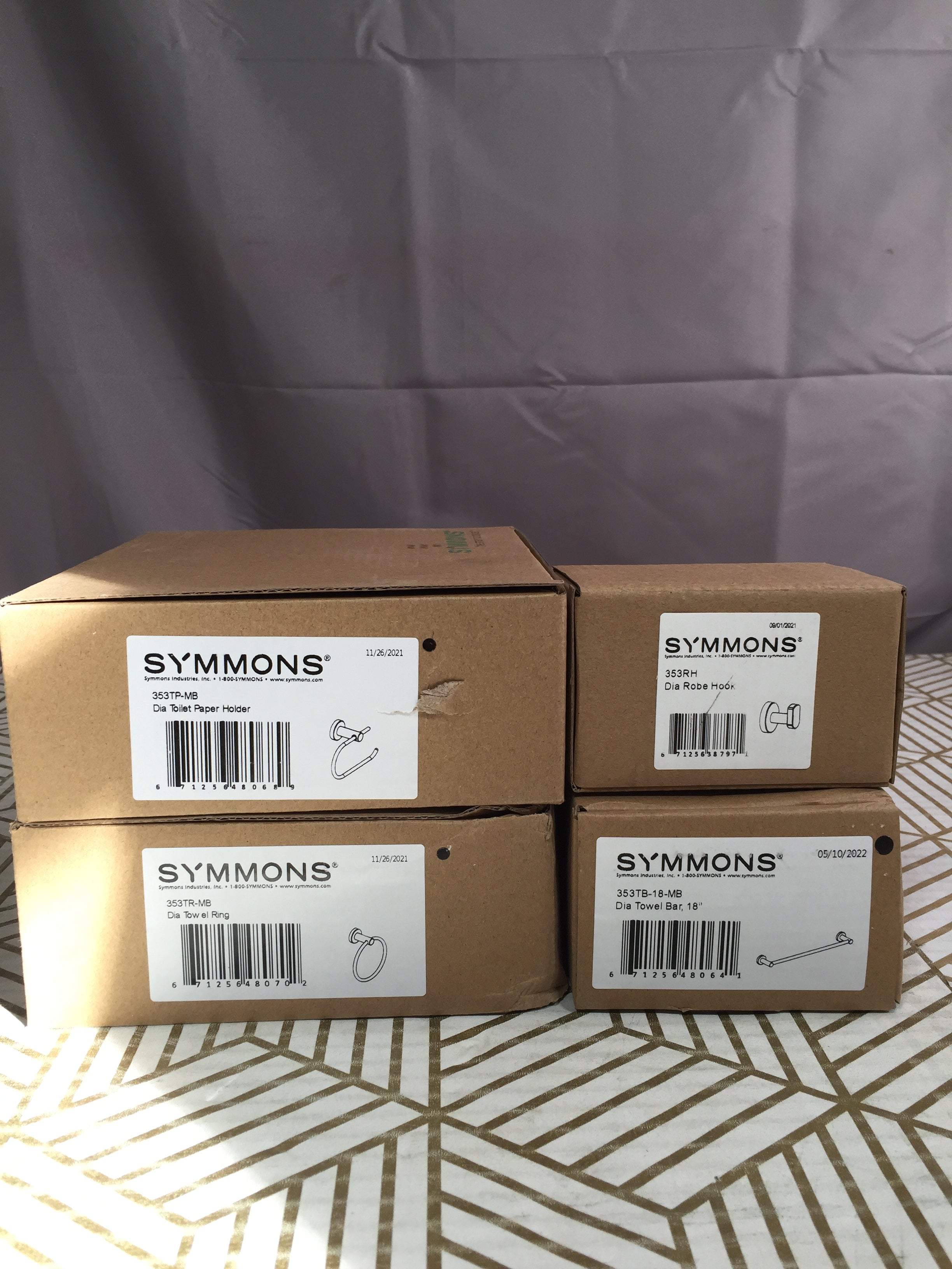 Symmons 35AC4BUNDLEMB Dia 4-Piece Wall-Mounted Bathroom Hardware Set in Matte Black (8190656381166)