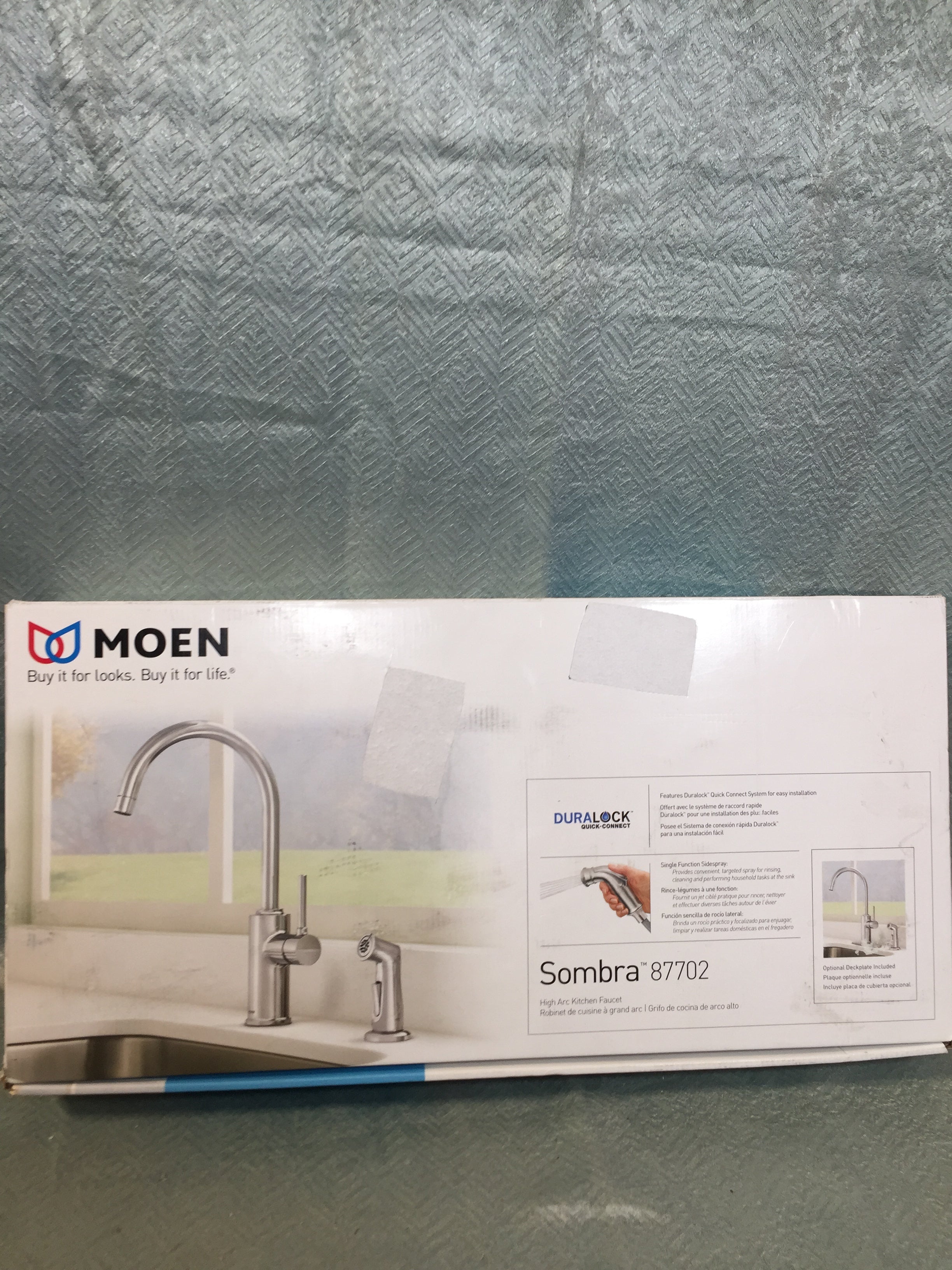 MOEN 87702 Sombra Single-Handle Standard Kitchen Faucet with Side Sprayer in Chrome (7627149672686)