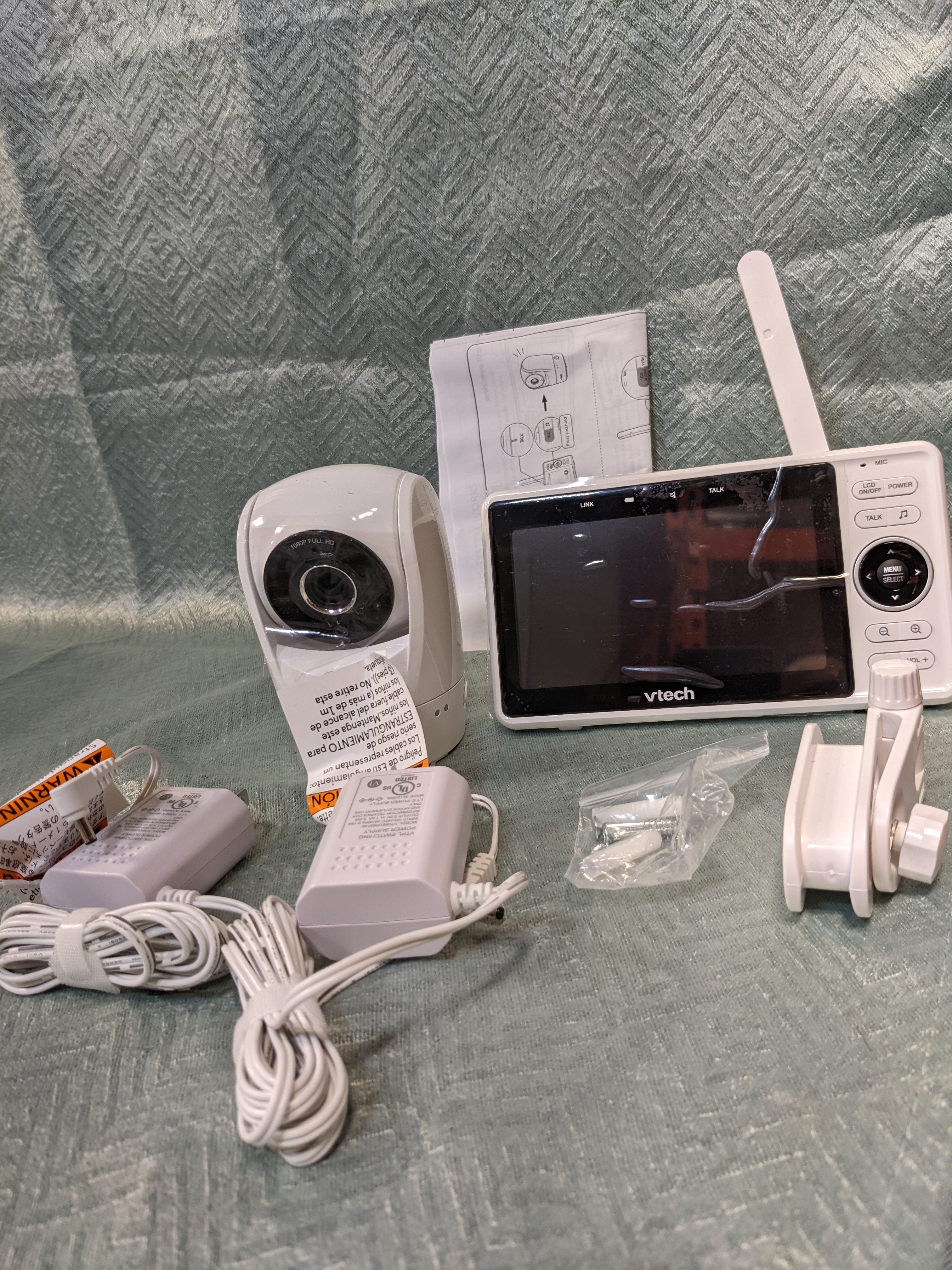 VTech Upgraded Smart WiFi Baby Monitor VM901, 5-inch 720p Display, 1080p Camera, HD NightVision (7570014208238)