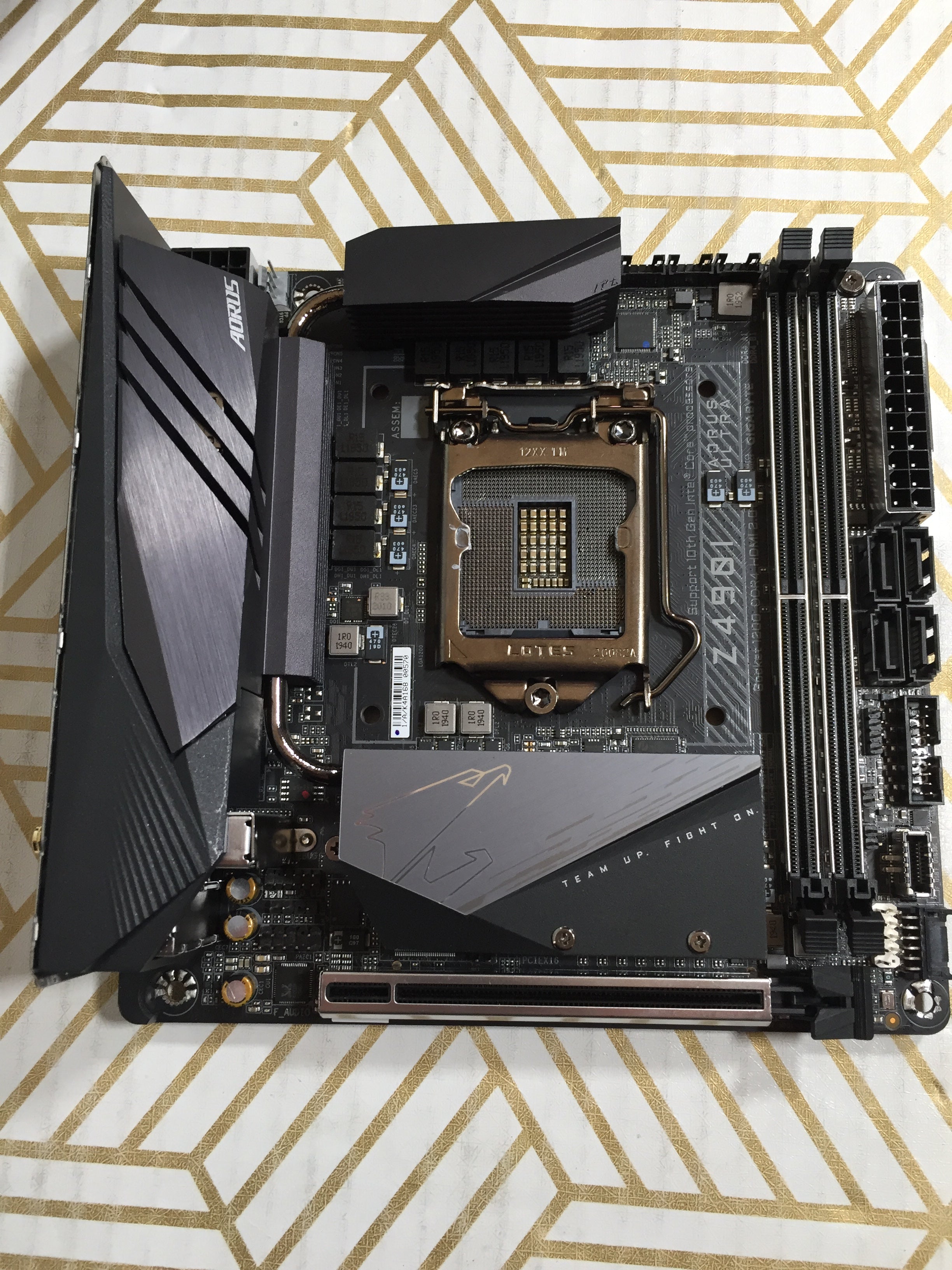 *PARTS ONLY* GIGABYTE Z490I AORUS Ultra Gaming Motherboard *BENT PINS* (7943822442734)