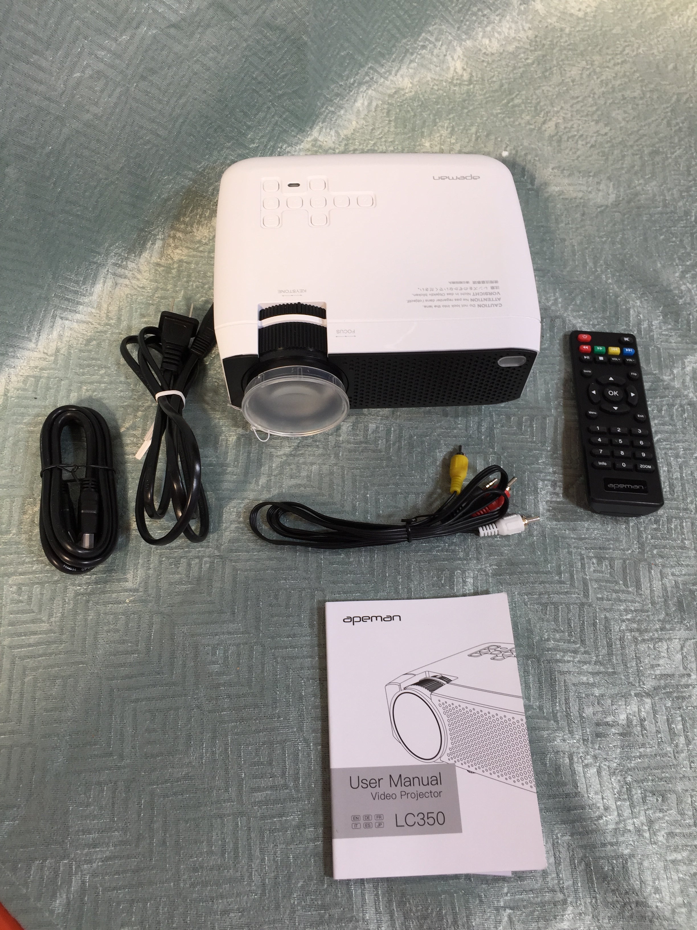 APEMAN LC350 Digital Projector - White - LCD Technology (7498421207278)