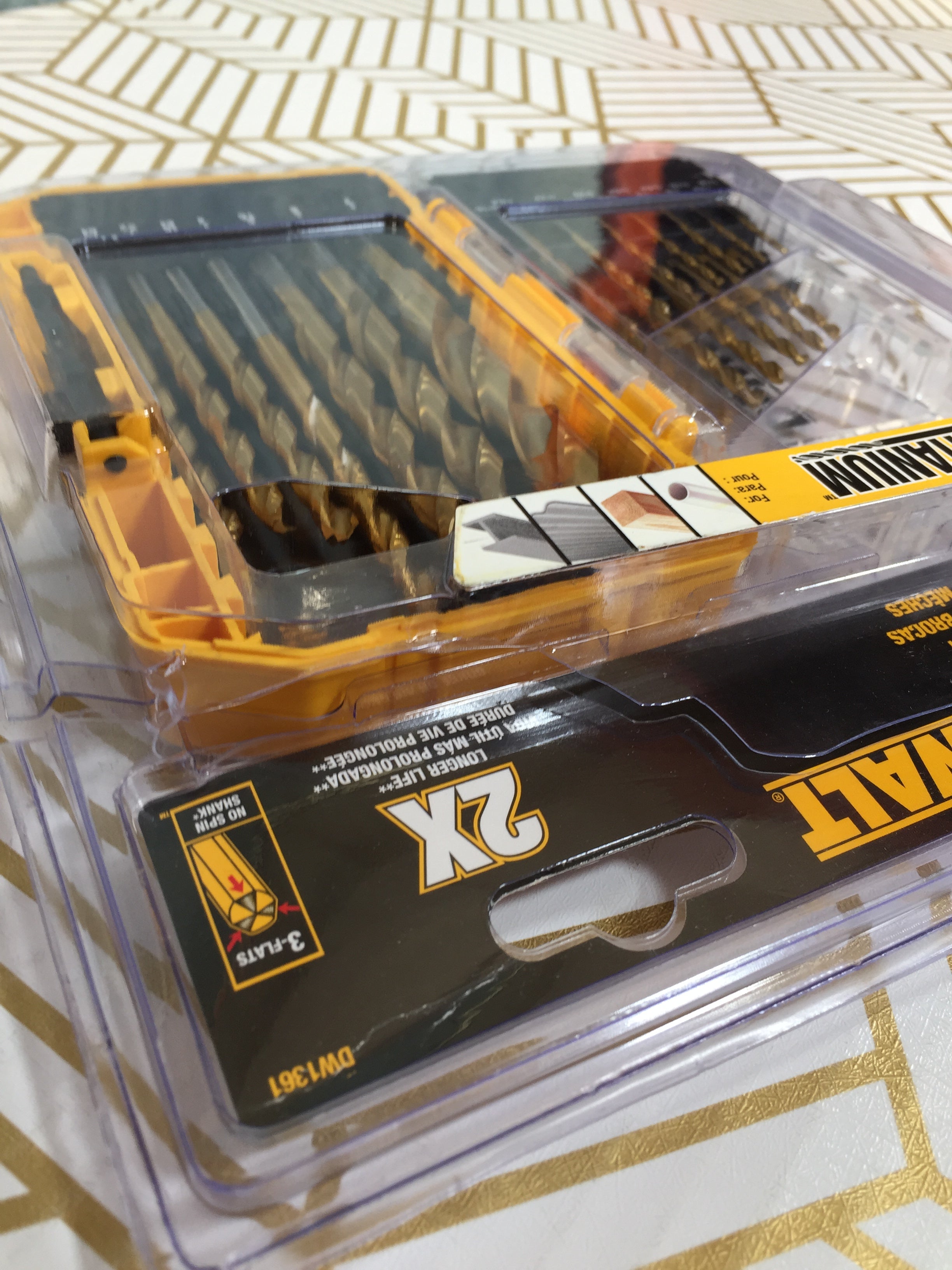 DEWALT Titanium Drill Bit Set, Pilot Point, 21-Piece (DW1361) (7685165514990)