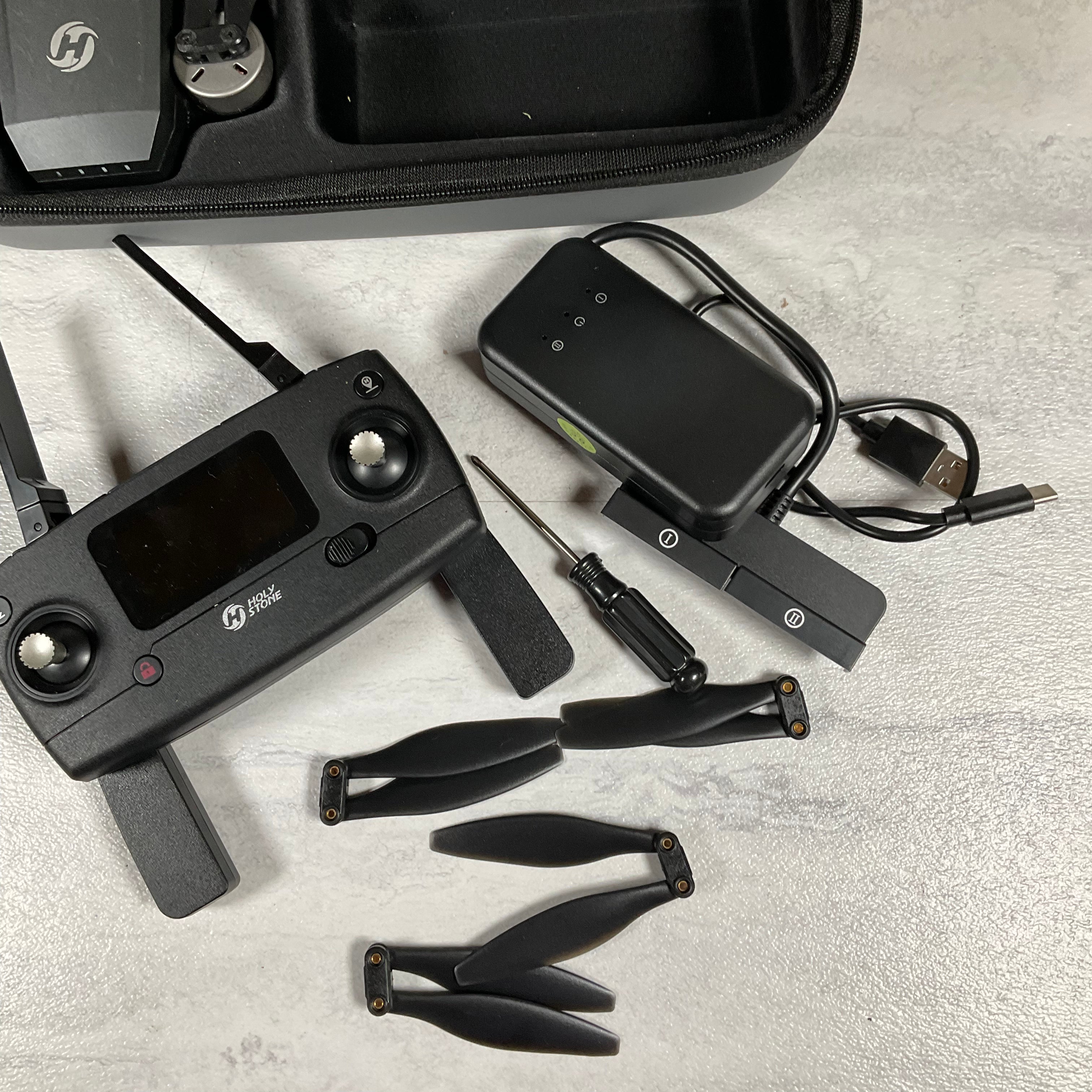 **NOT WORKING** Holy Stone HS720 Foldable GPS Drone (7330290958574)