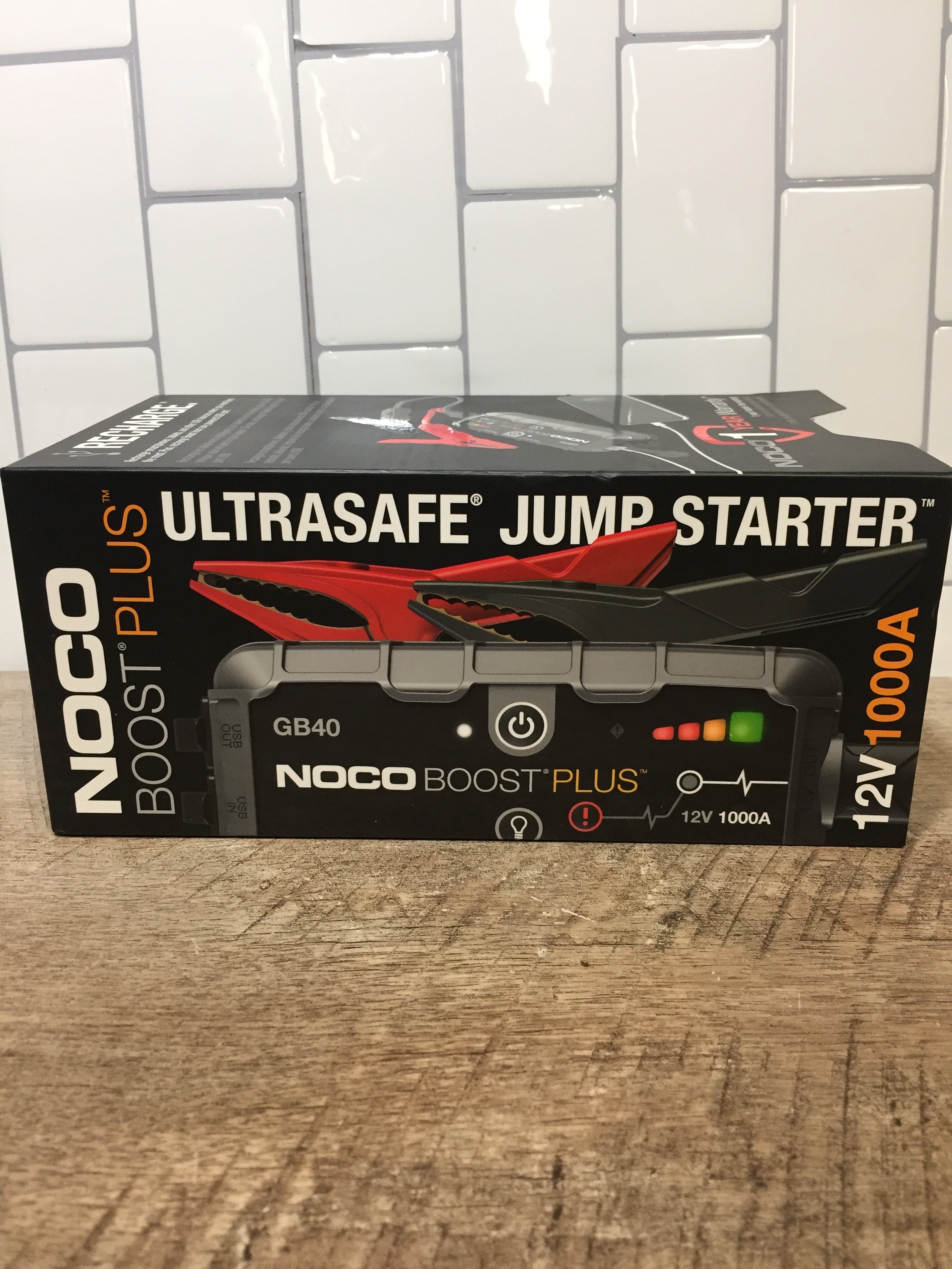 NOCO Boost Plus GB40 1000 Amp 12-Volt UltraSafe Lithium Jump Starter Box (7333319803118)
