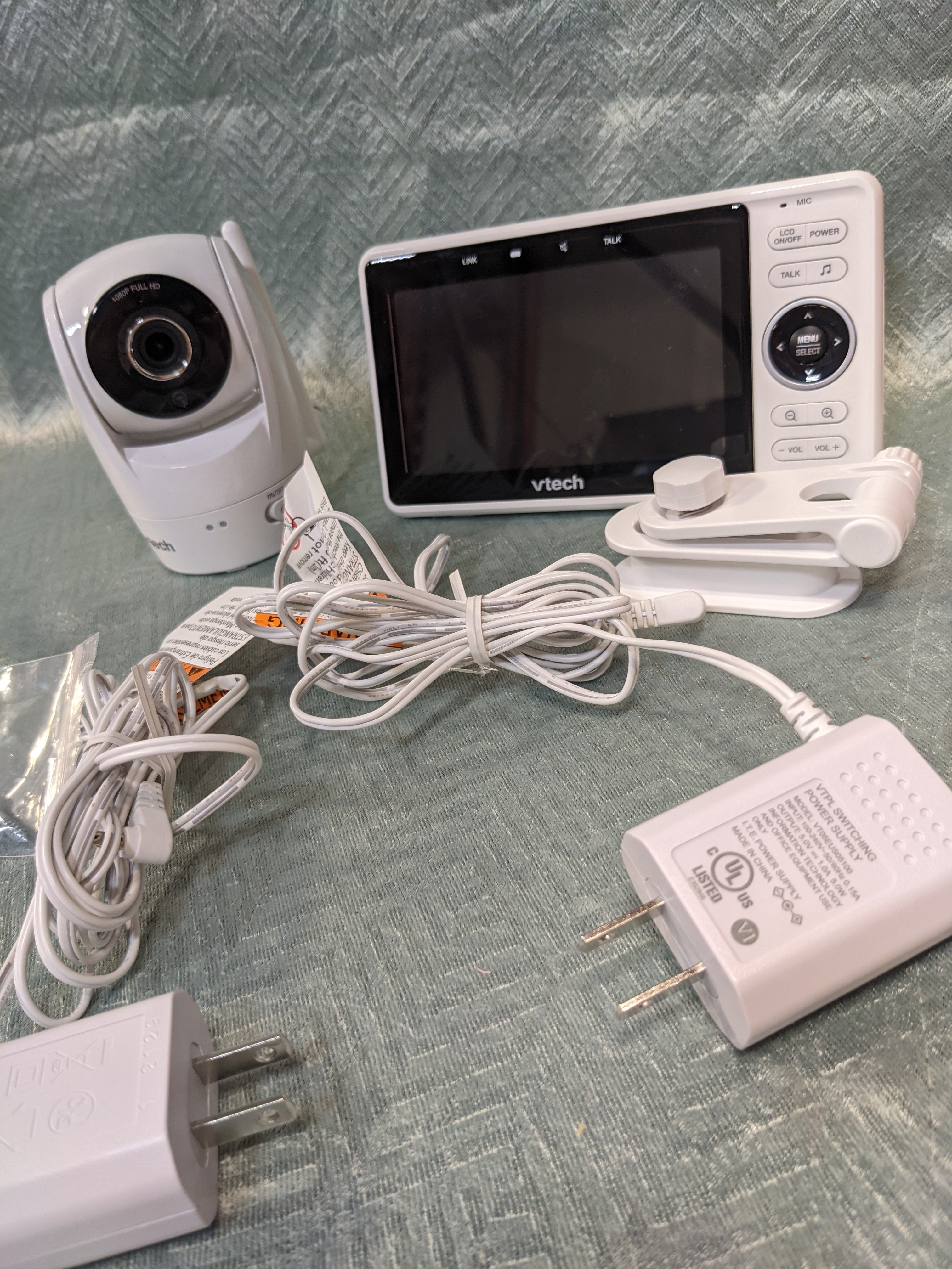 VTech Upgraded Smart WiFi Baby Monitor VM901, 5-inch 720p Display, 1080p Camera, HD NightVision (7550560403694)