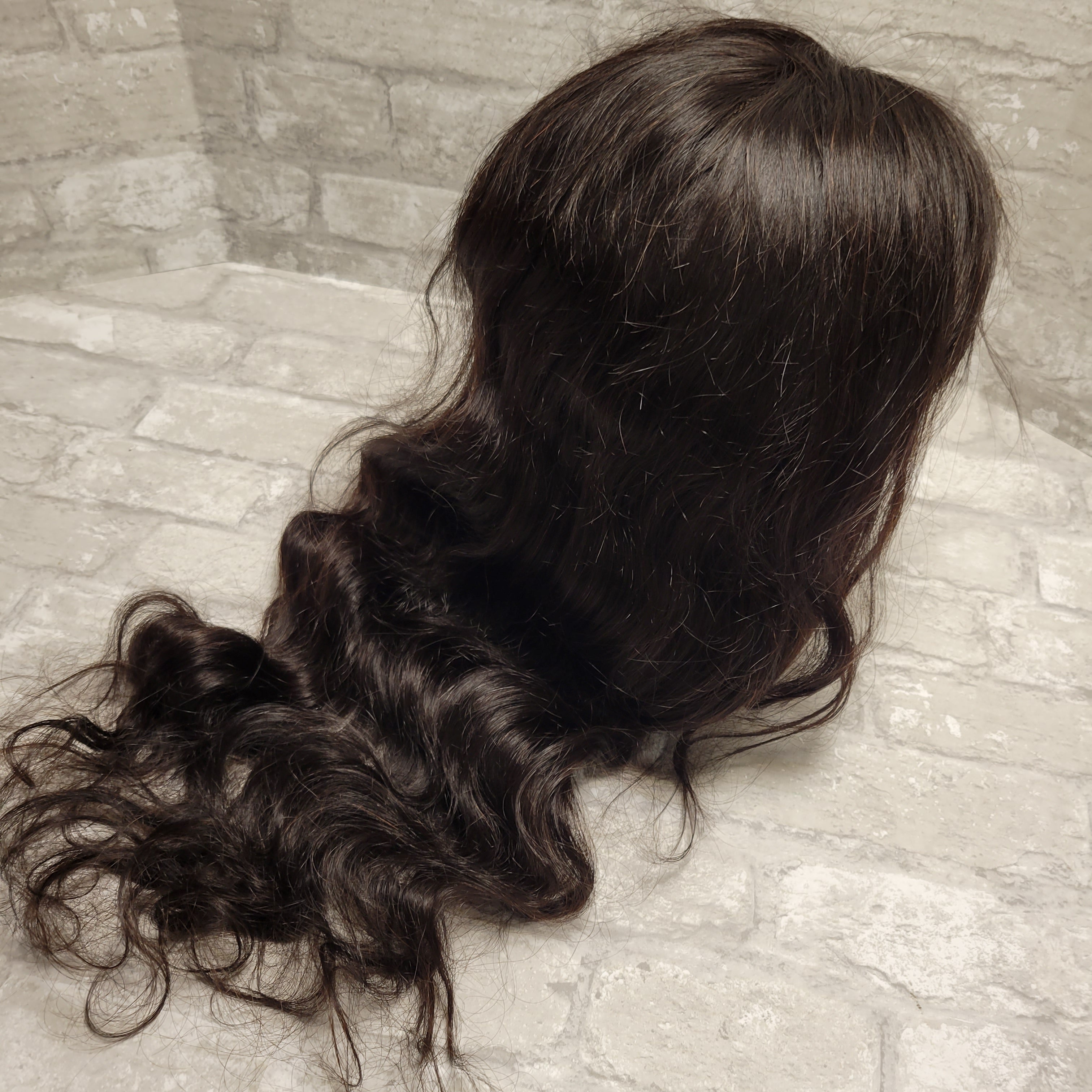 100% Human Hair Lace Front Wig, Body Wave Natural Black 26