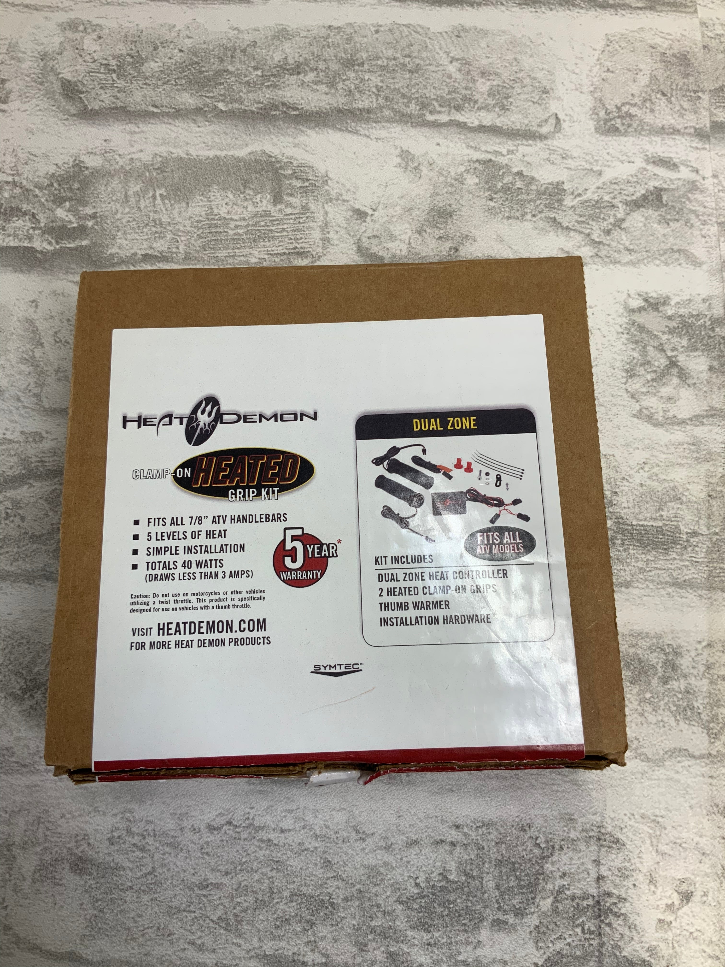 Symtec 215047 Heated Push On Grip and Thumb Kit with 2 Zone Controller (7532122636526)