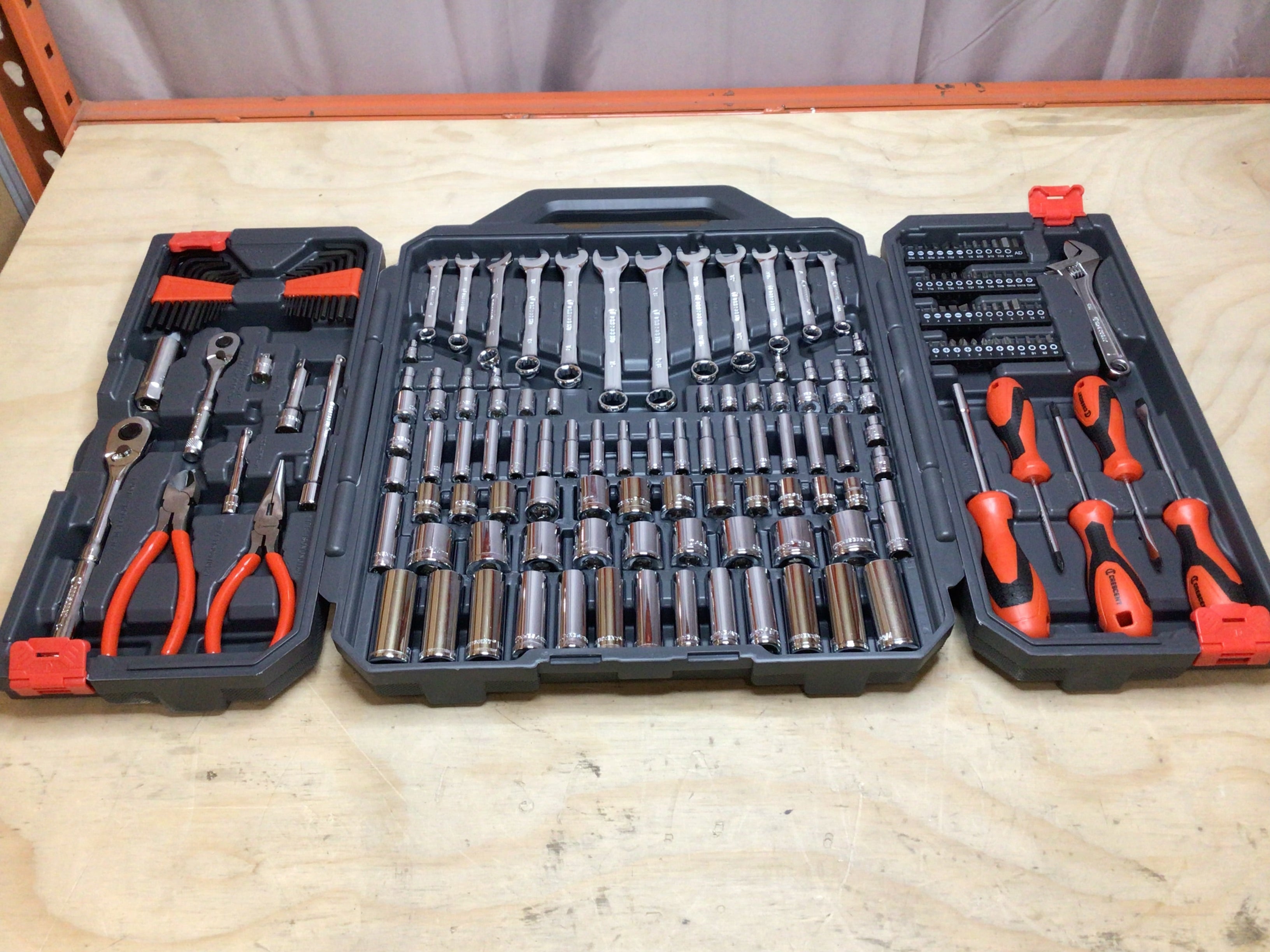 Crescent CTK180 Professional Mechanic Tool Set, Alloy Steel (8129066893550)