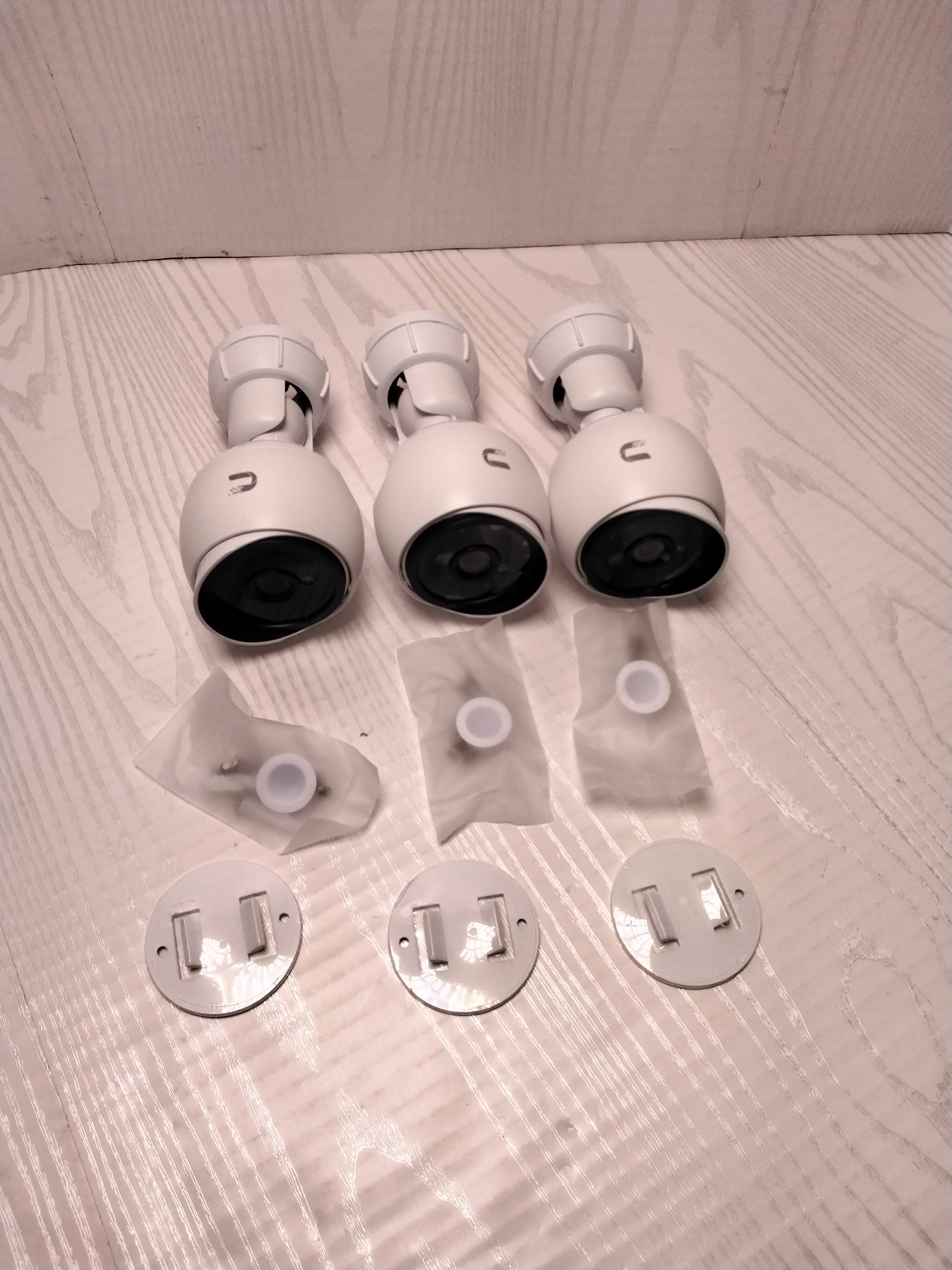 UVC-G3-BULLET-3 | UniFi Video Camera 3 Pack (7830914171118)
