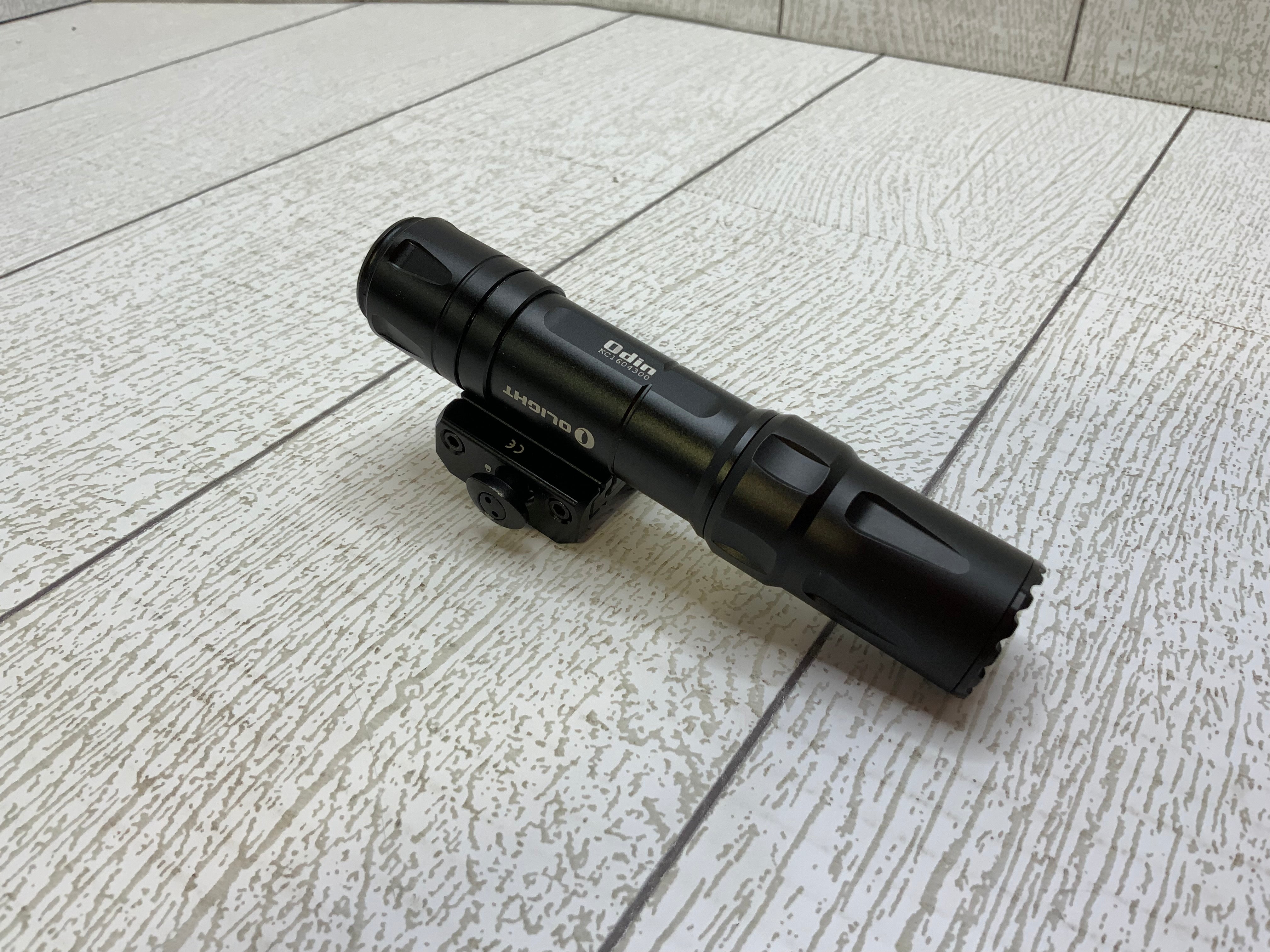 OLIGHT Odin Mini Ultra Compact Rechargeable Mount Tactical Flashlight (7919612002542)