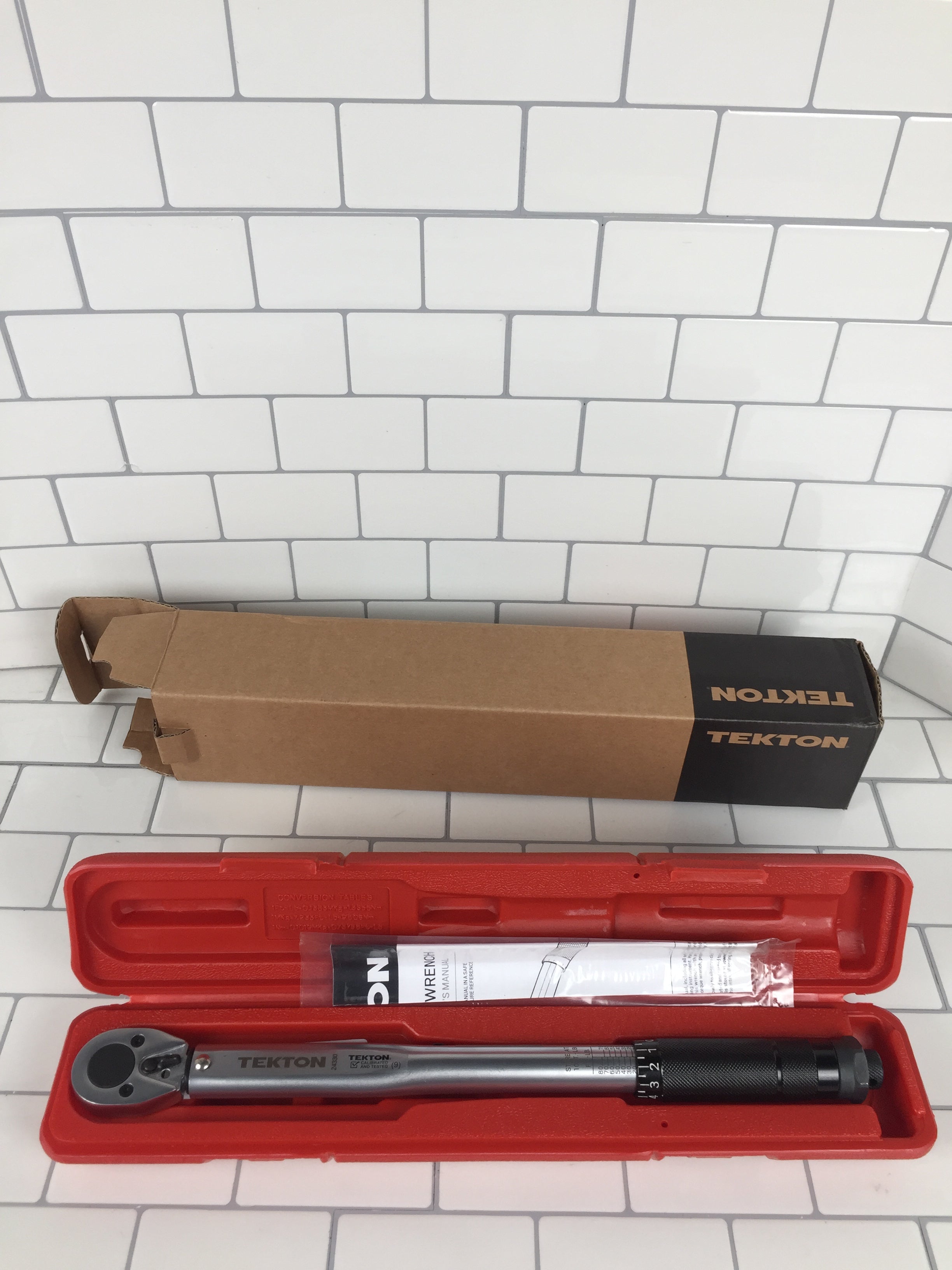 TEKTON 3/8 Inch Drive Click Torque Wrench (10-80 ft.-lb.) | 24330 (7443429884142)