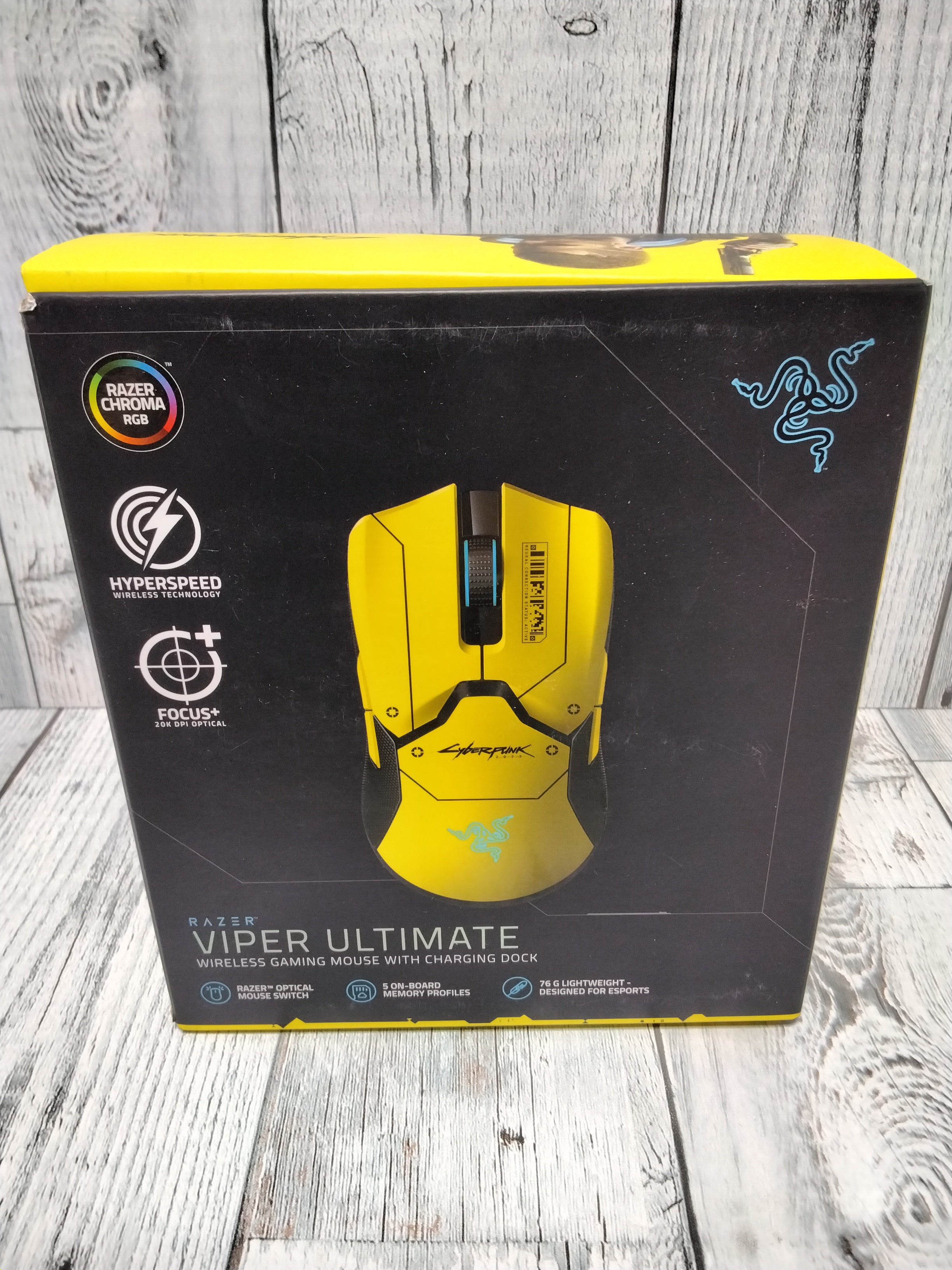 Razer Viper Ultimate Wireless Gaming Mouse/Charging Dock, Cyberpunk 2077 Edition (7777842200814)