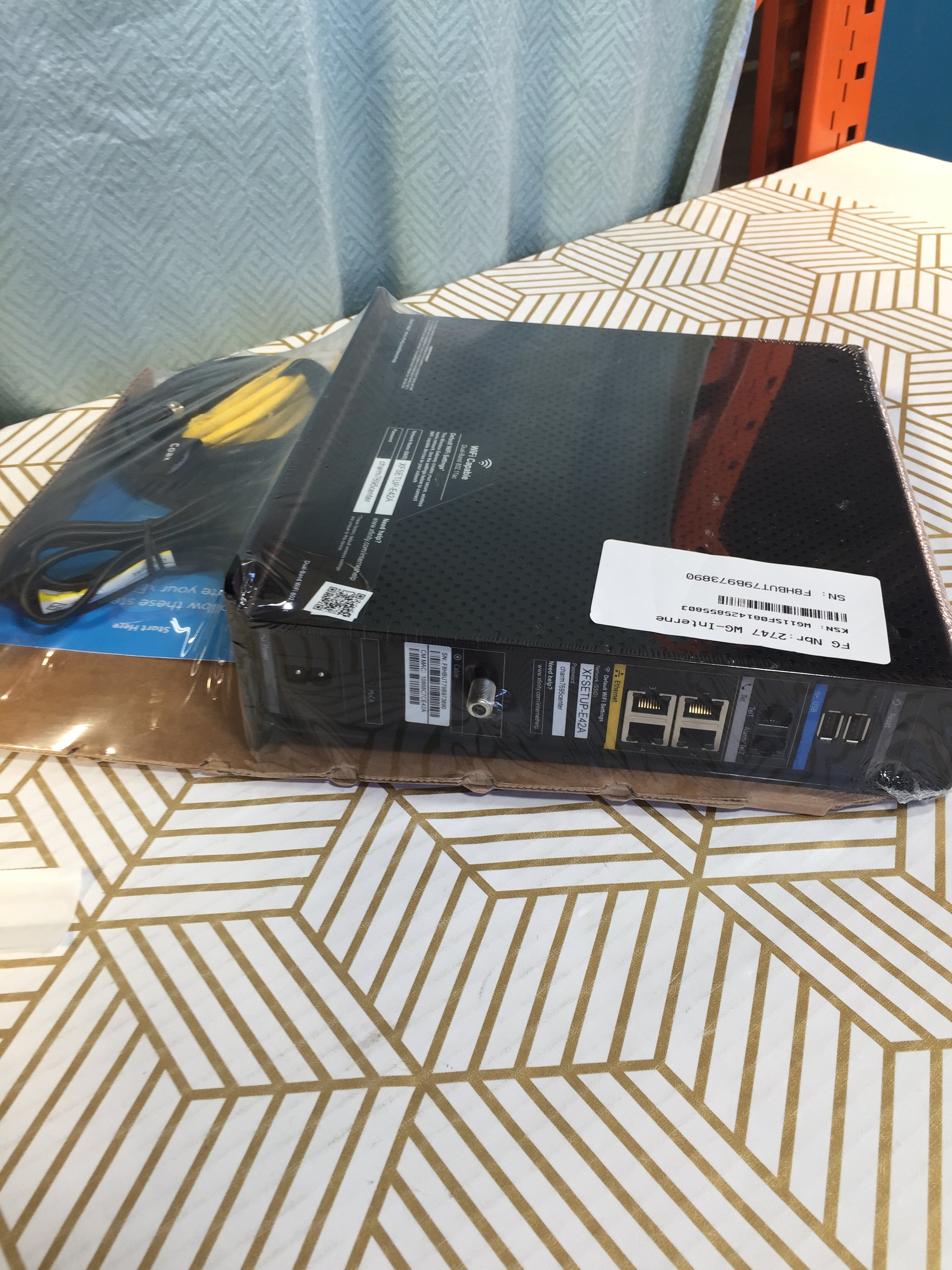 Xfinity Refurbished ARRIS SURFboard TG1682G/NDCT-0 Dual Band Router *SEALED* (7762984861934)
