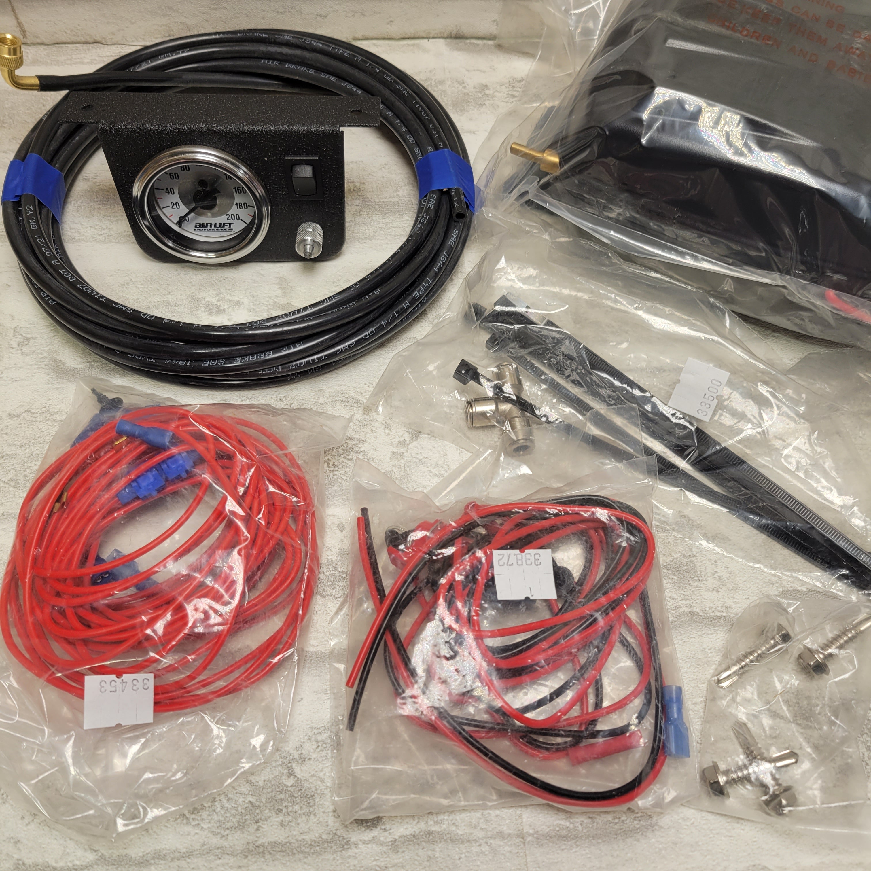AIR LIFT 25804 Air Shock Controller Kit (7688060403950)
