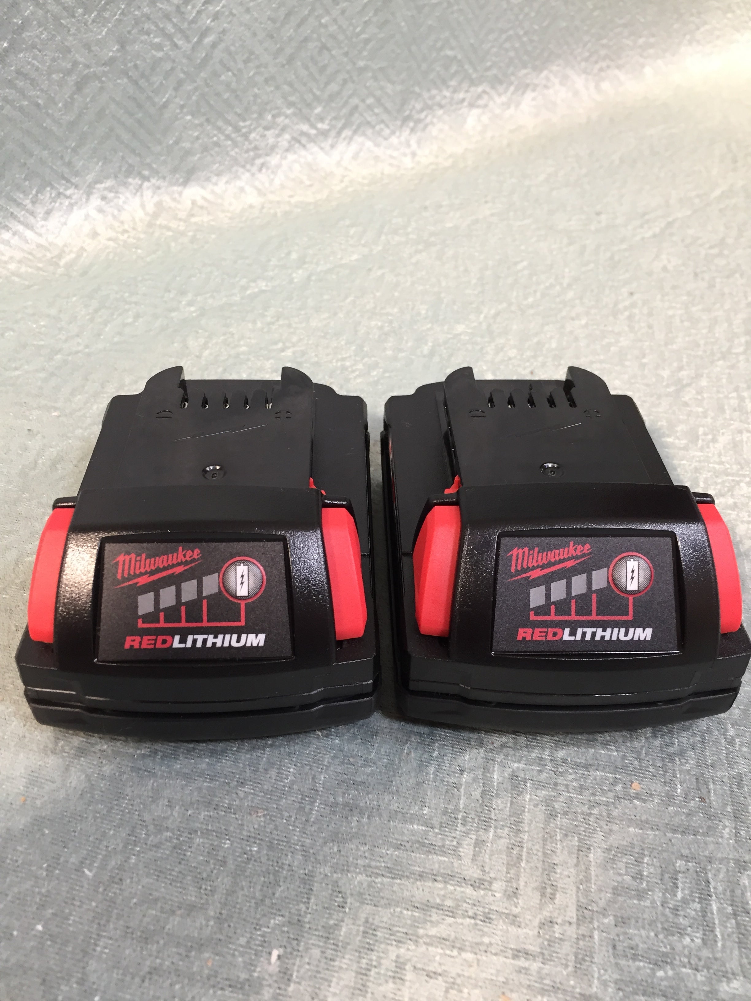 **PARTS ONLY** Genuine Milwaukee M18 1.5Ah 48-11-1815 Batteries (2) DEFECTIVE (7591632863470)