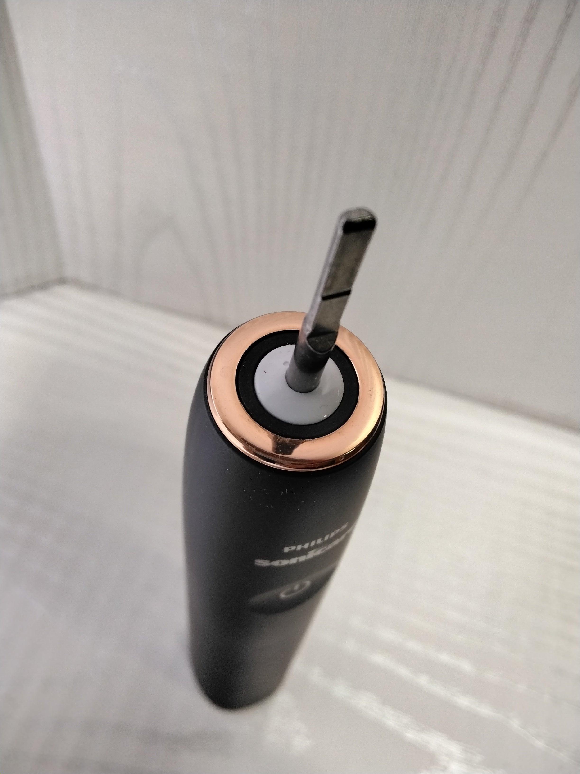 *FOR PARTS*WORKS-Philips Sonicare 9900 Prestige Rechargeable Electric Toothbrush (7745249837294)