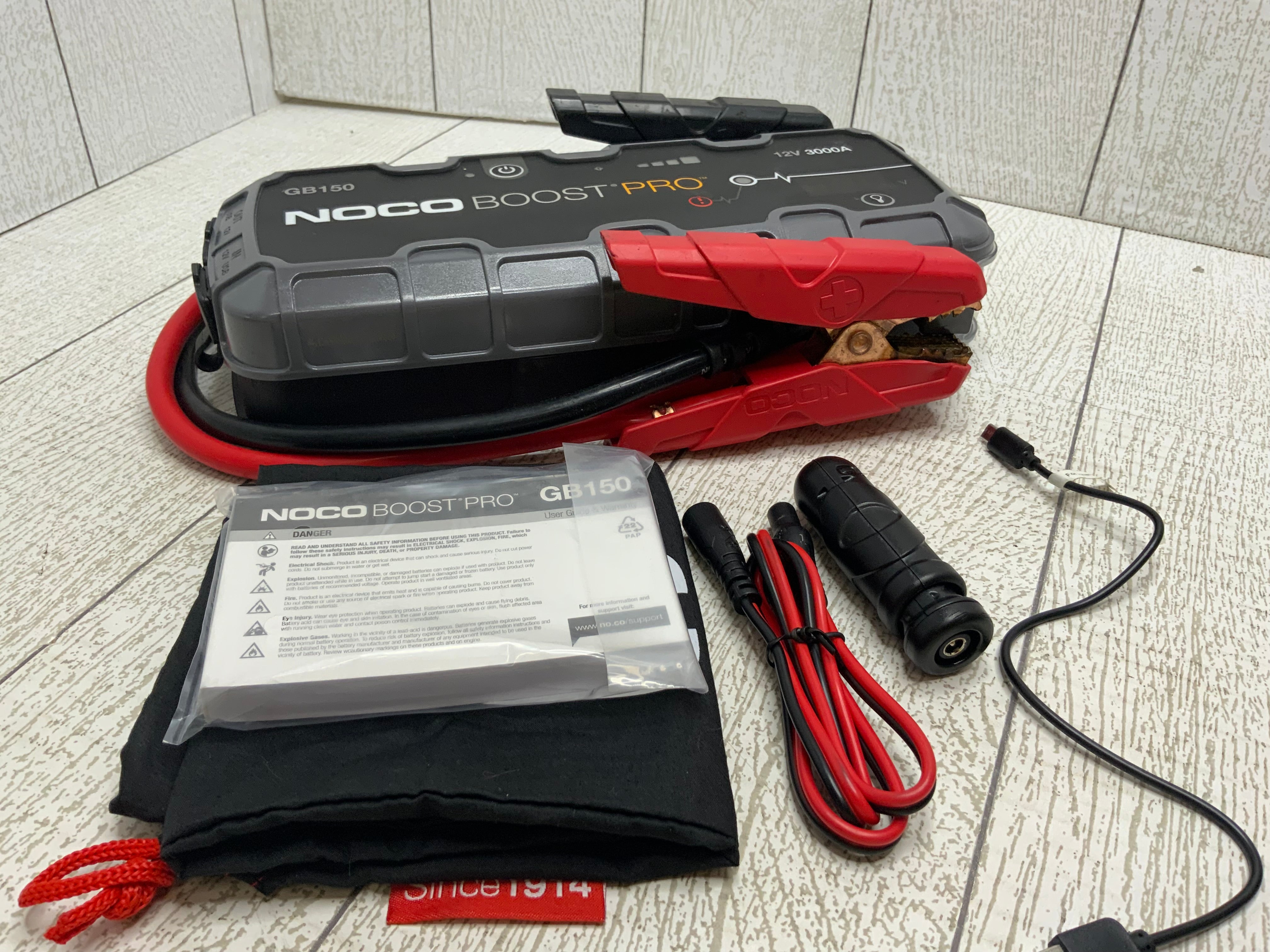 NOCO Boost Pro GB150 3000 Amp 12-Volt Lithium Jump Starter Box **FOR PARTS** (8045386399982)