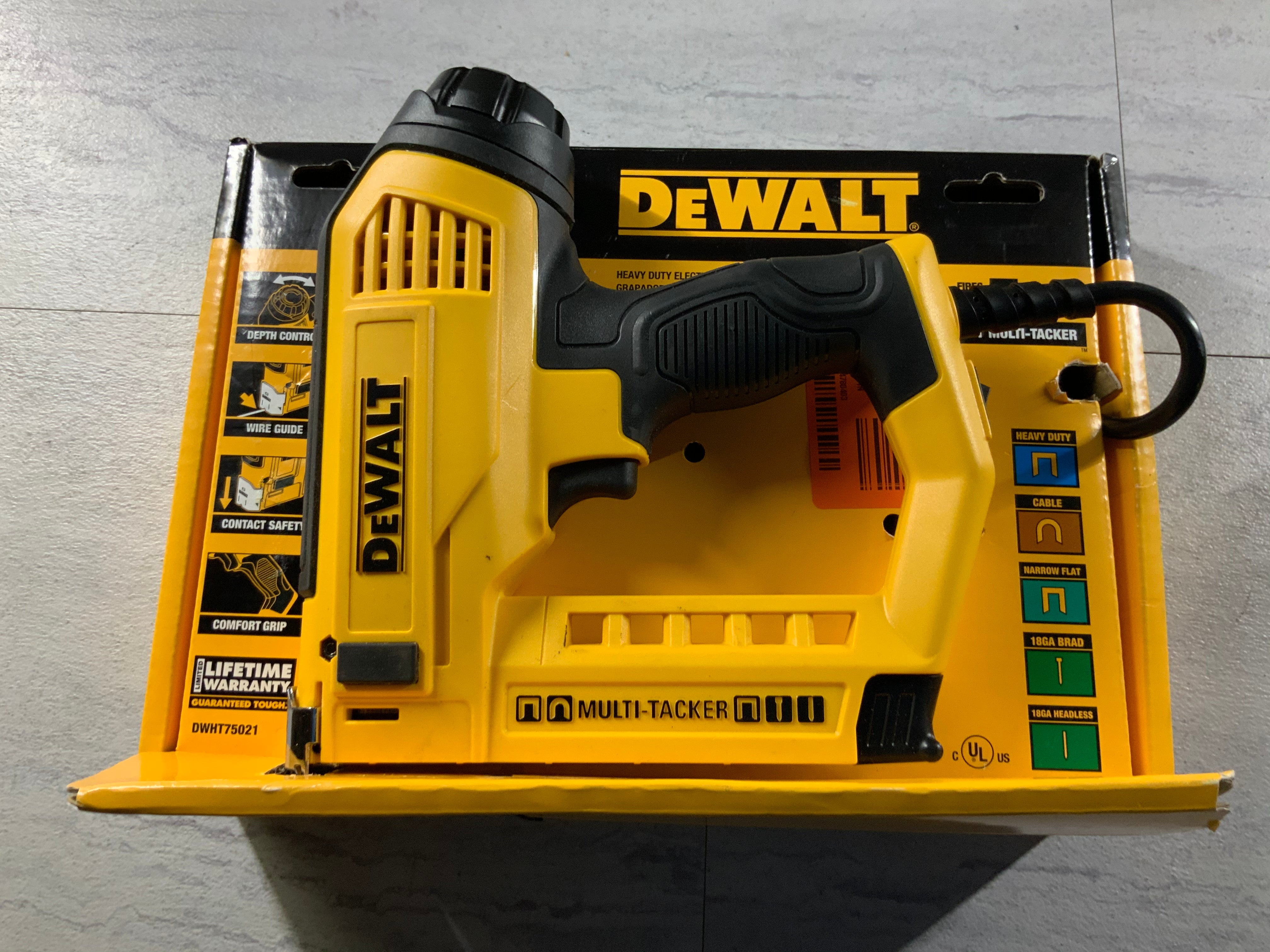 DEWALT 5-in-1 Multi-tacker and Brad Nailer (7352030396654)