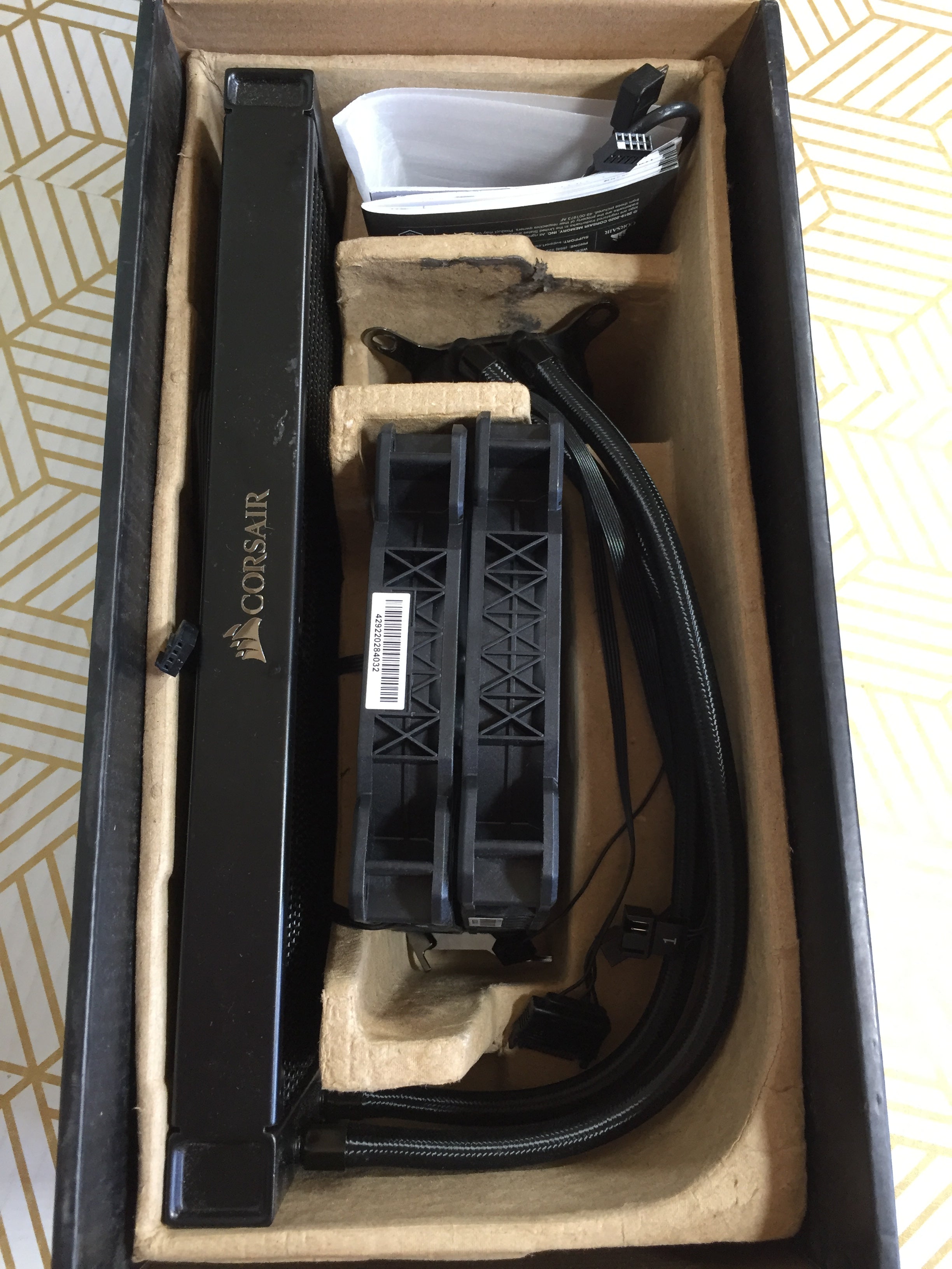 **PARTS ONLY** Corsair iCUE H115i RGB Pro XT Liquid CPU Cooler **DEFECTIVE** (7735010459886)