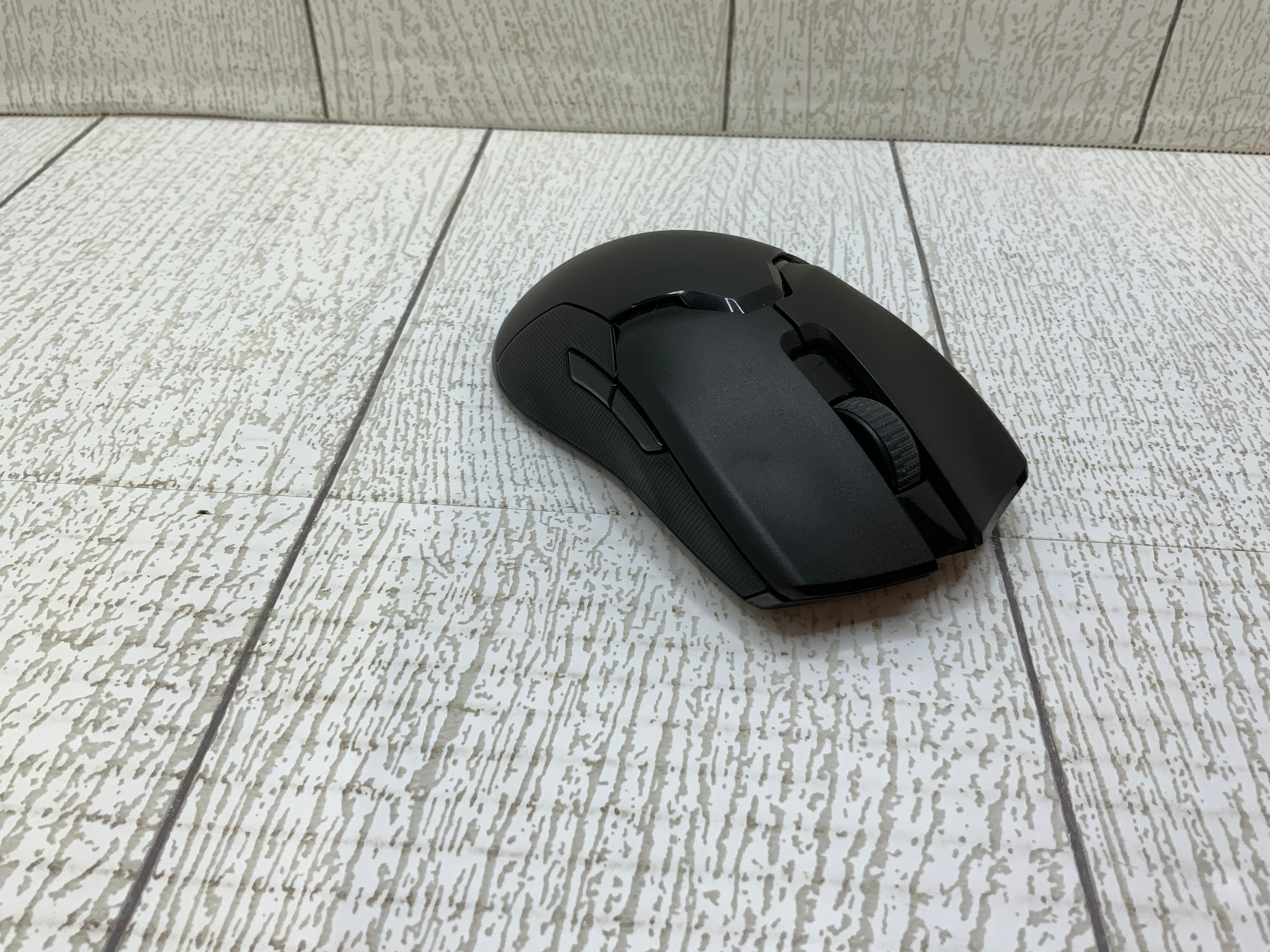 Razer Naga Pro Wireless Gaming Mouse: Interchangeable Side Plate (7931390427374)