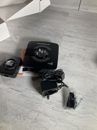 Chamberlain Hub MYQ-G0301 Garage Door Opener with MyQ Smart Phone Control, black (6922749444279)