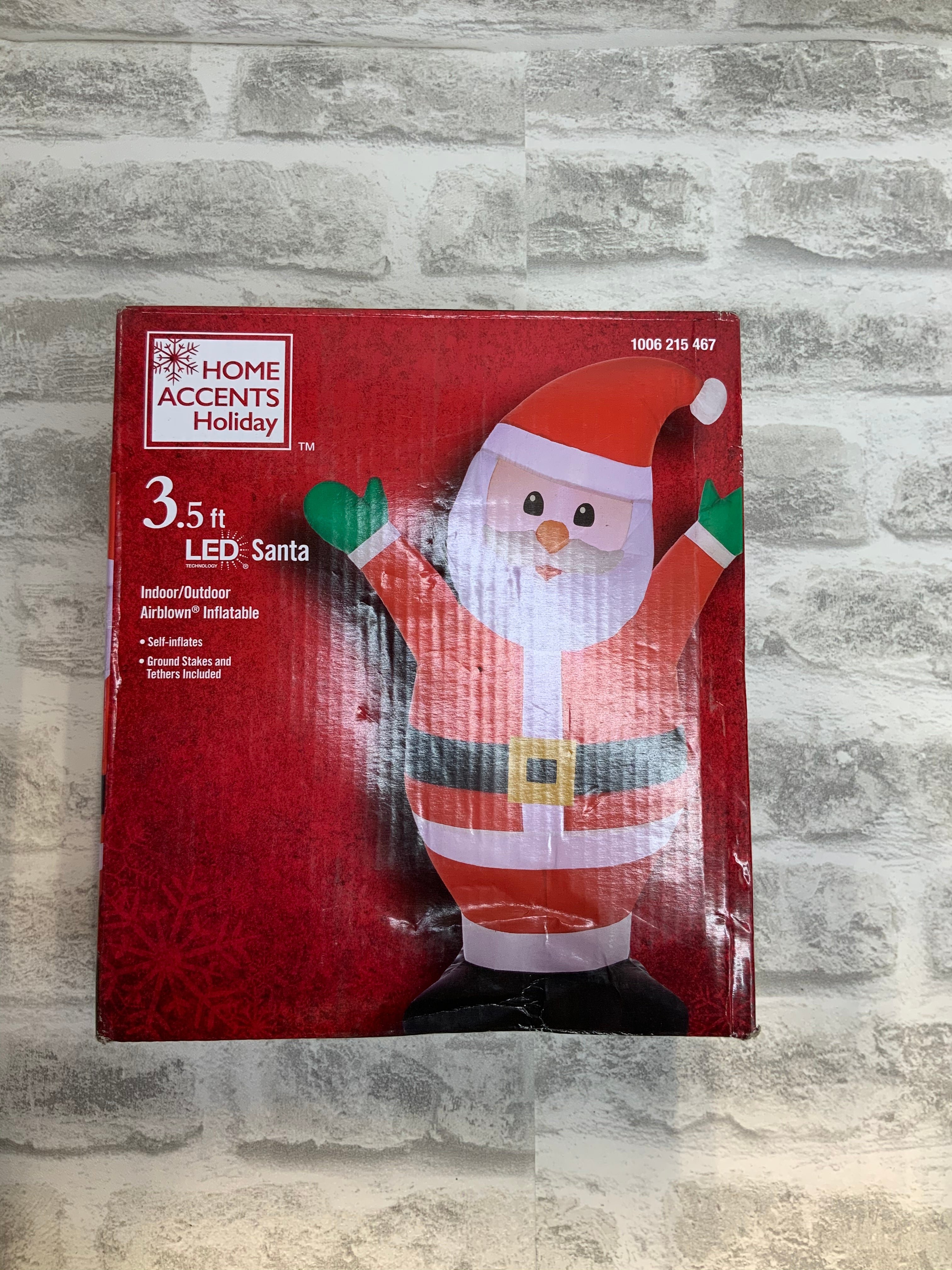 3.5 ft Pre-Lit LED Airblown Santa Christmas Inflatable (7495040008430)