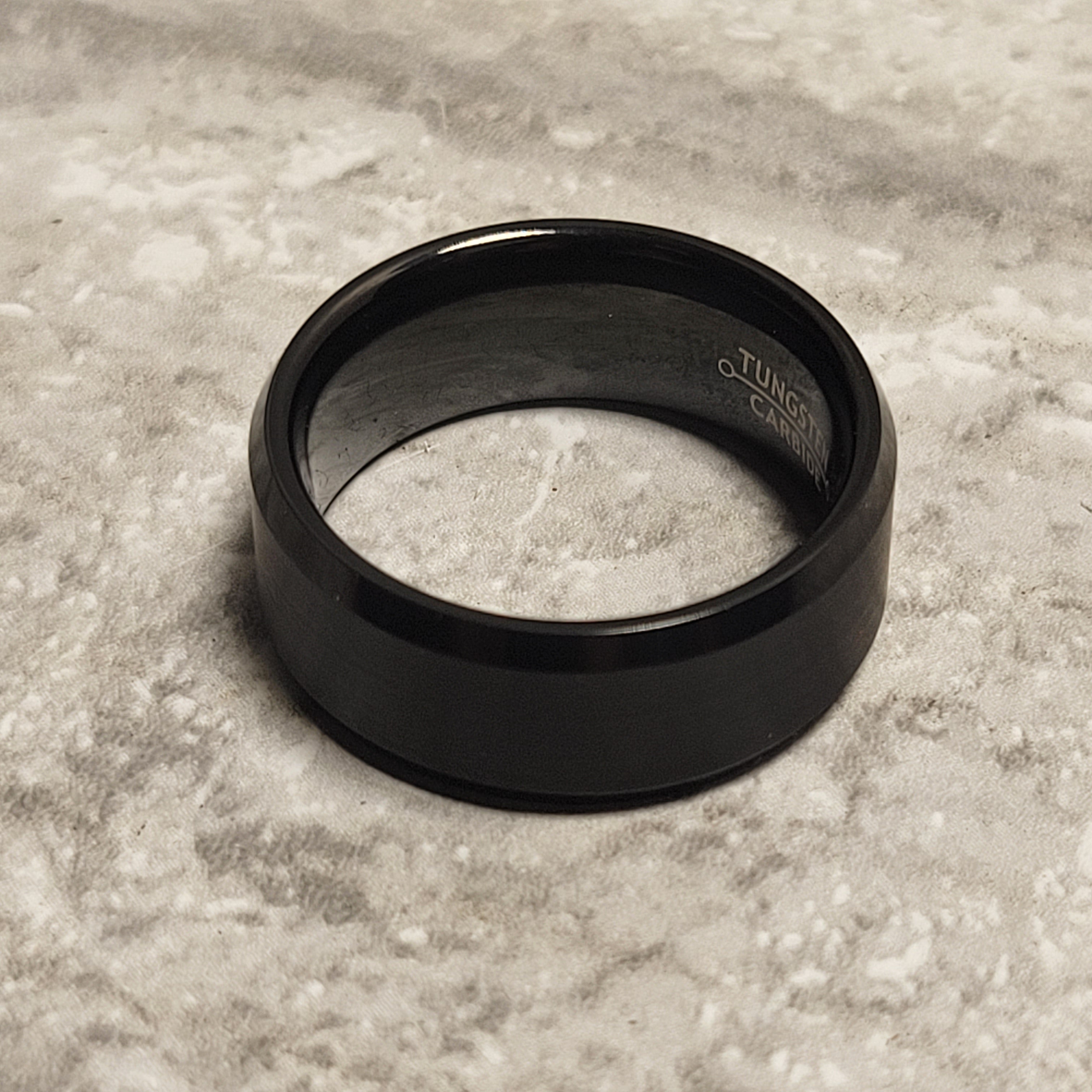 Men's Black Brushed Tungsten Carbide Ring Wedding Band Size 13.5 MSRP $200 (8042932863214)
