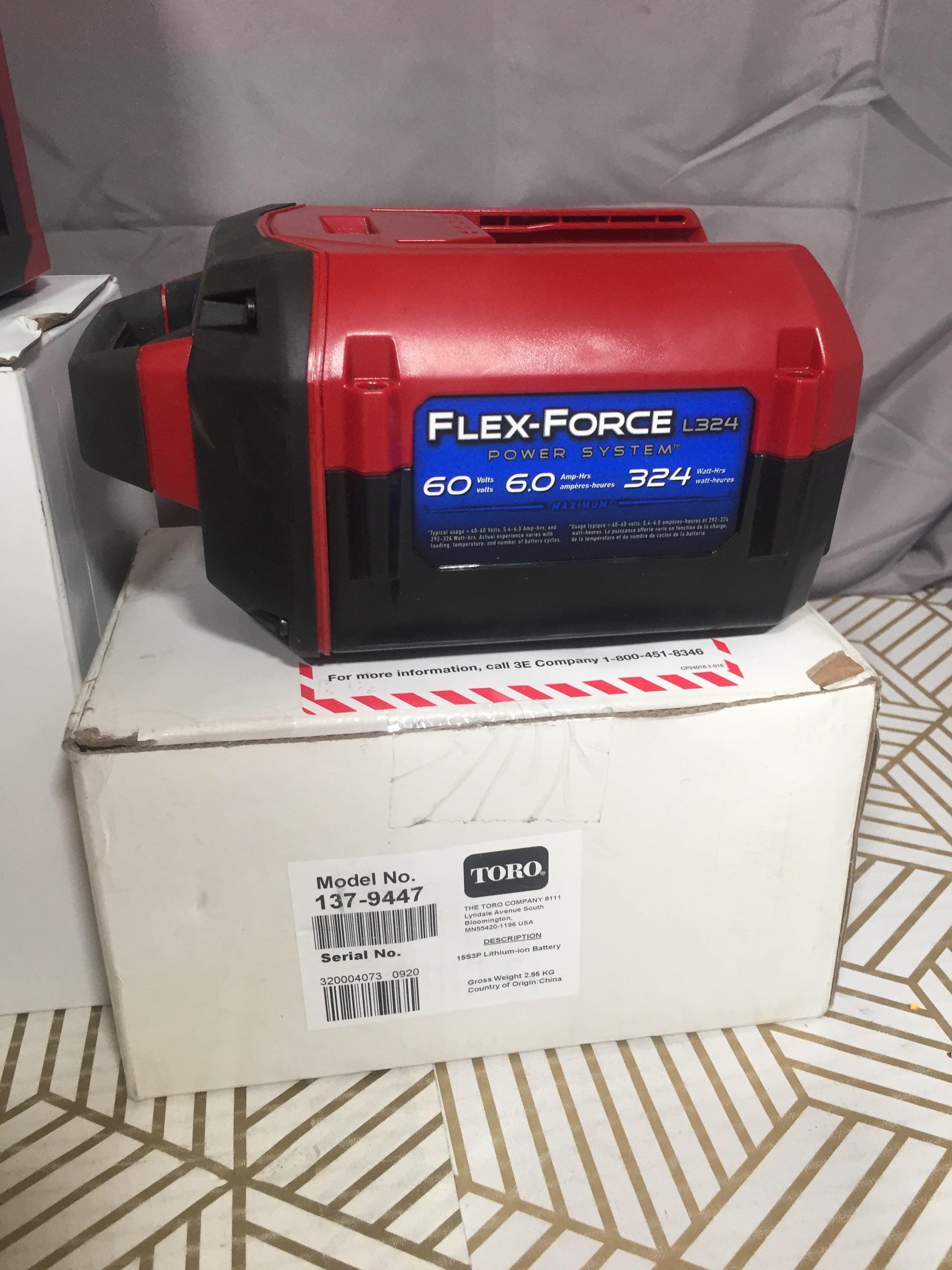 TORO Flex Force 60V 6.0Ah Battery Packs (2) & Charger 88660 *TESTED* (8100490608878)