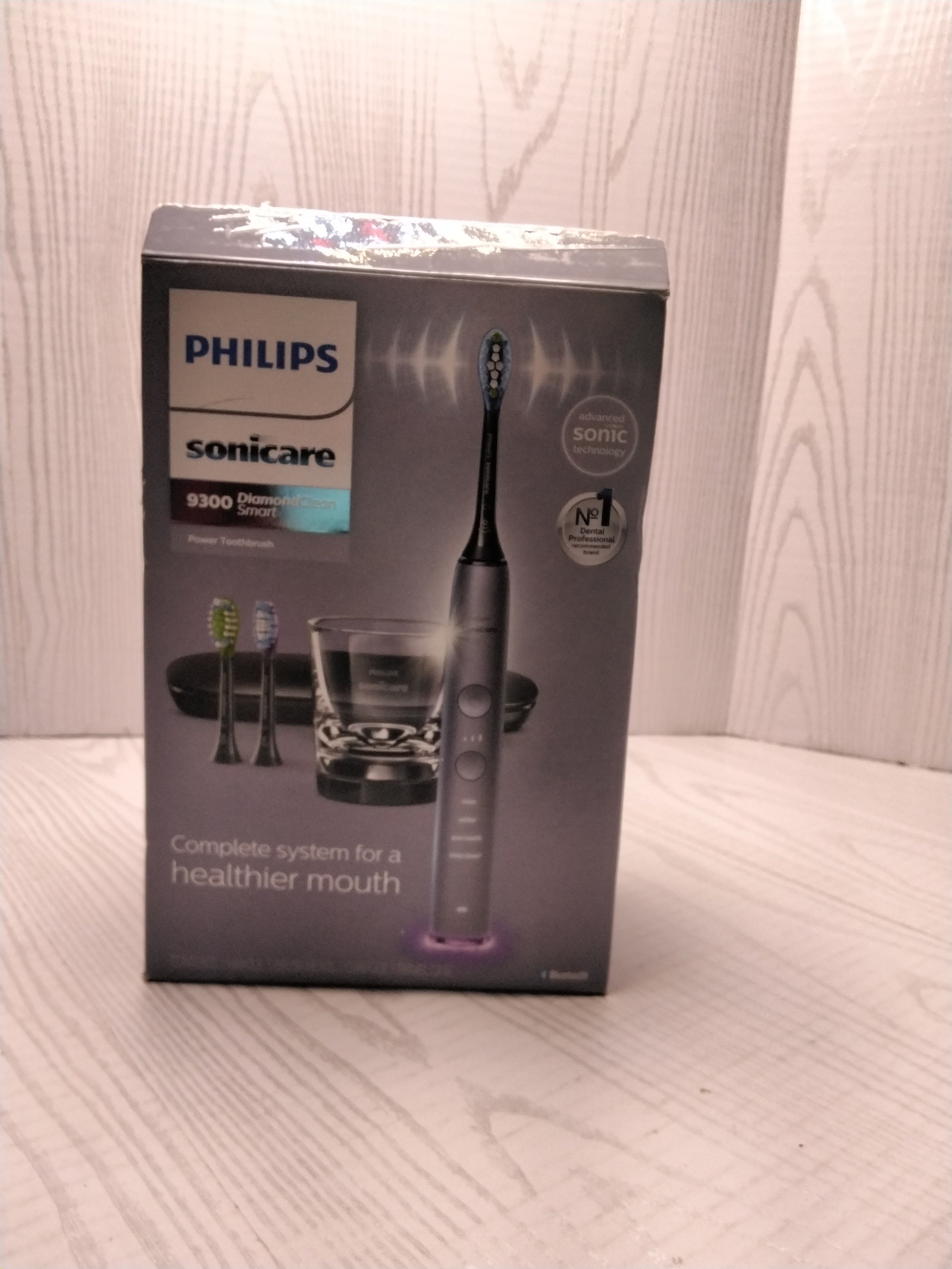 *FOR PARTS* Philips Sonicare DiamondClean Smart 9300 Power Toothbrush, Grey (7891829260526)